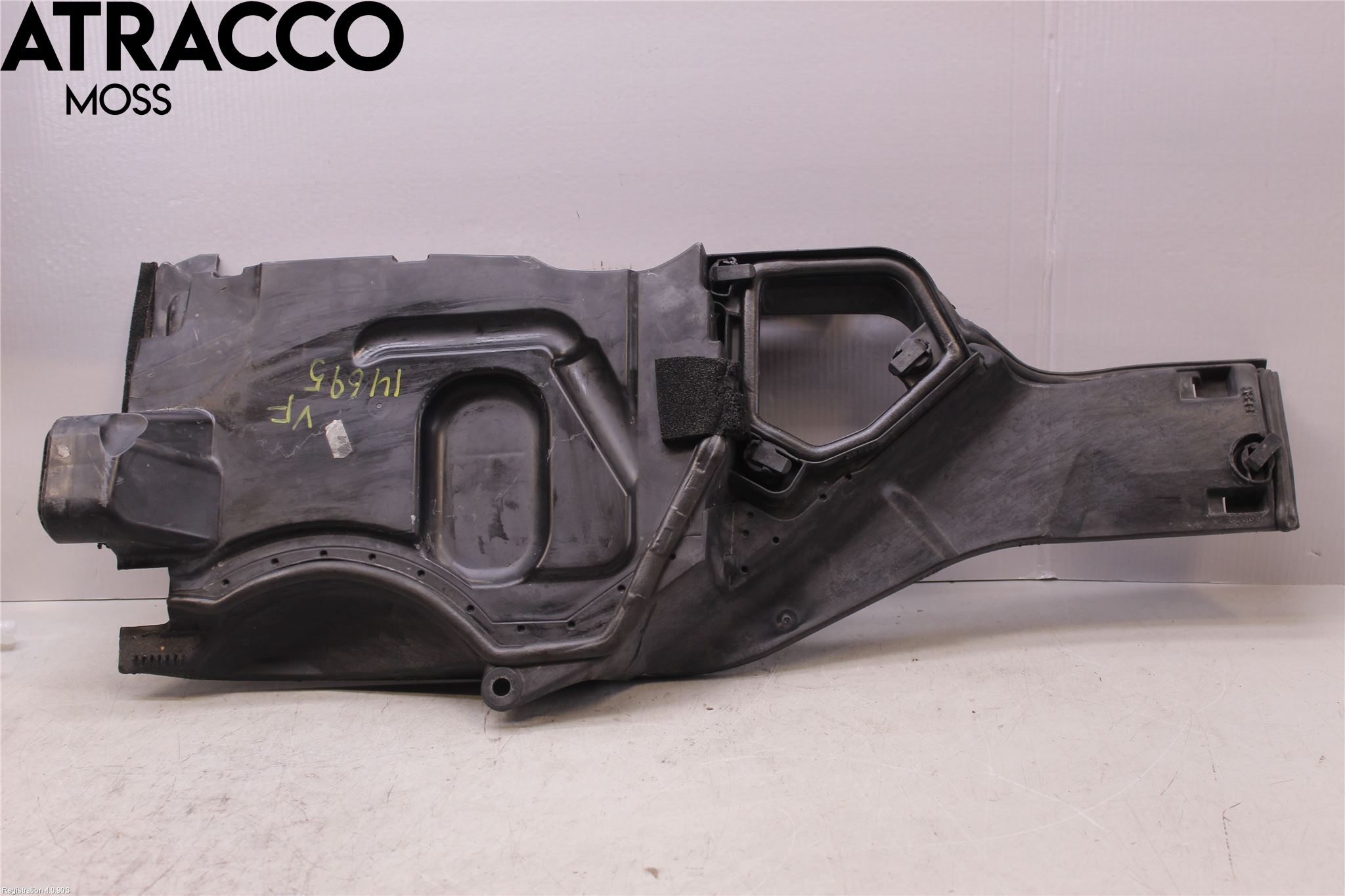 BMW 5 E60/61 Sed/Tou 02-10 Deflektor Plåt-Plast Kylning