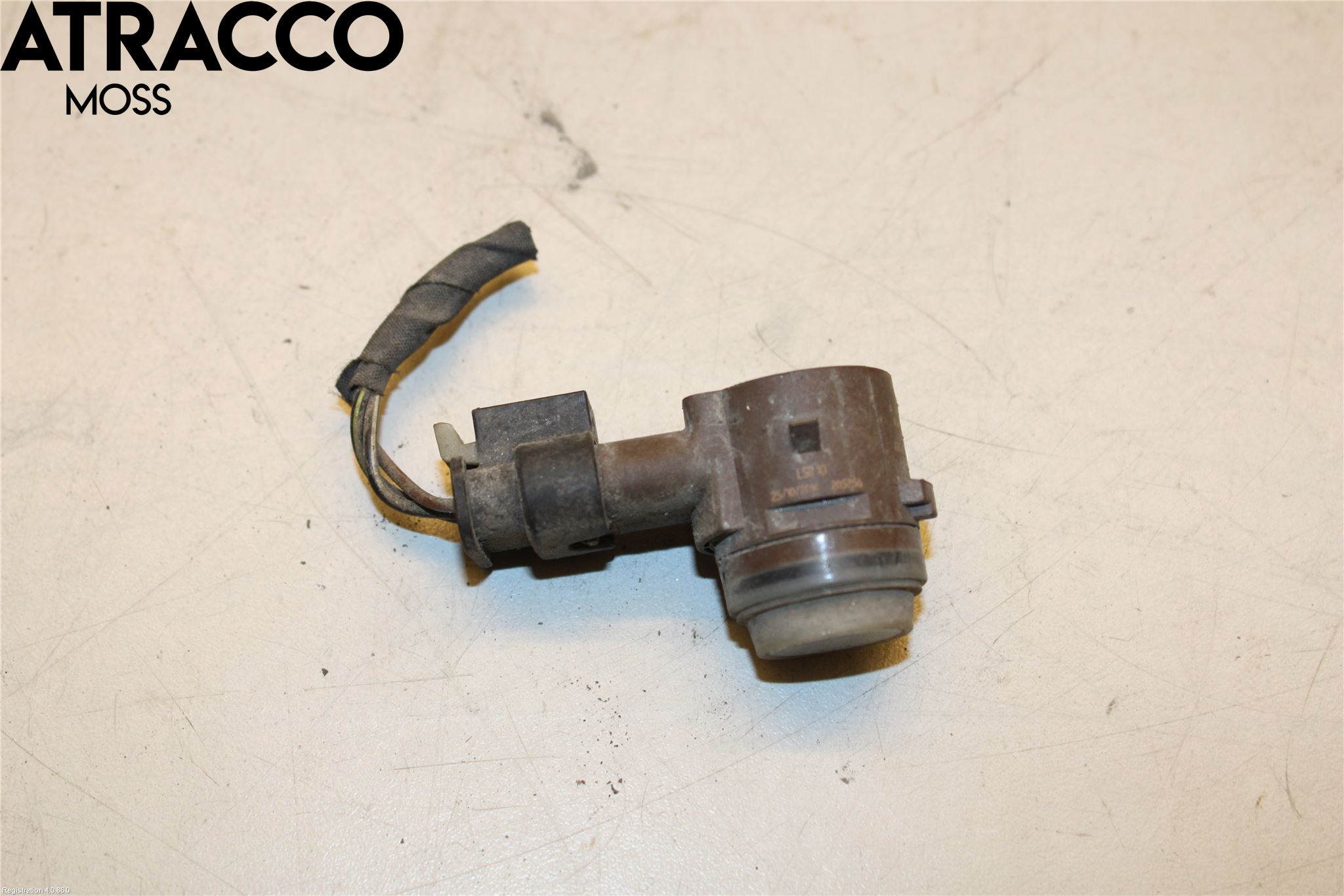 Mercedes-Benz MB E-KLASS (W212) 09-16 Parkeringshjälp Frontsensor