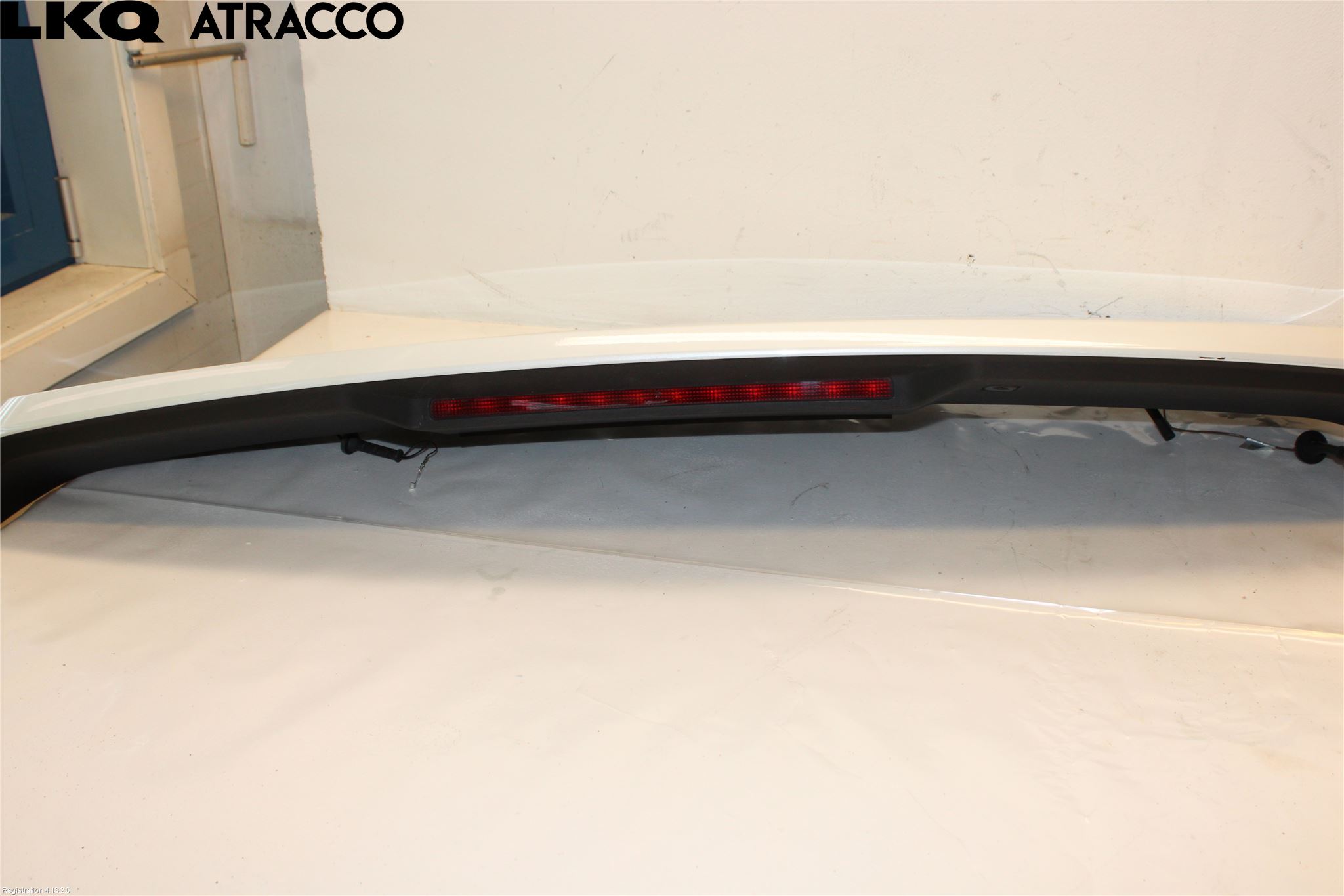 Volvo XC40/RECHARGE 18- Spoiler Baklucka