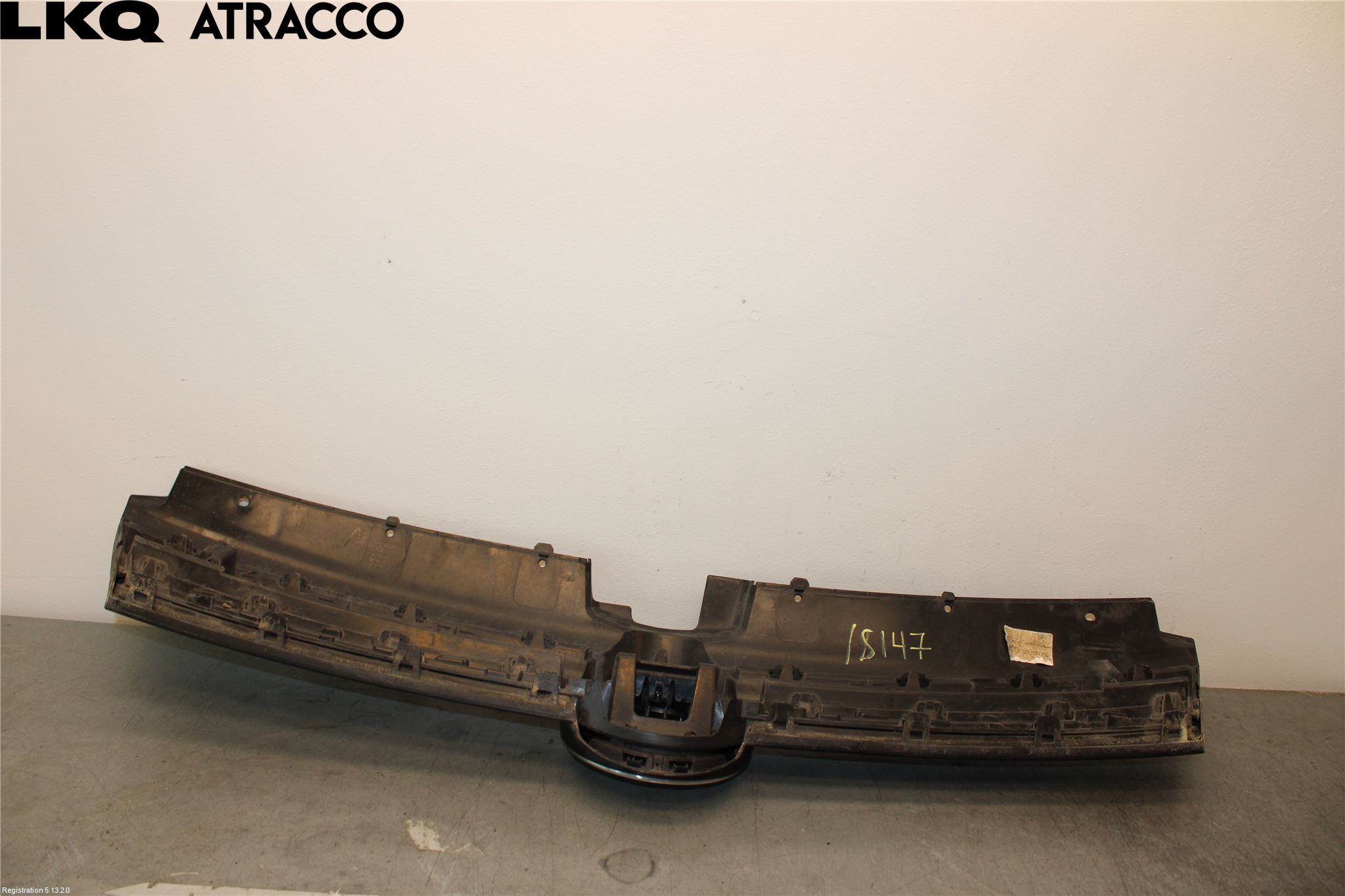 Volkswagen VW GOLF / E-GOLF VII 13-20 Grill Komp