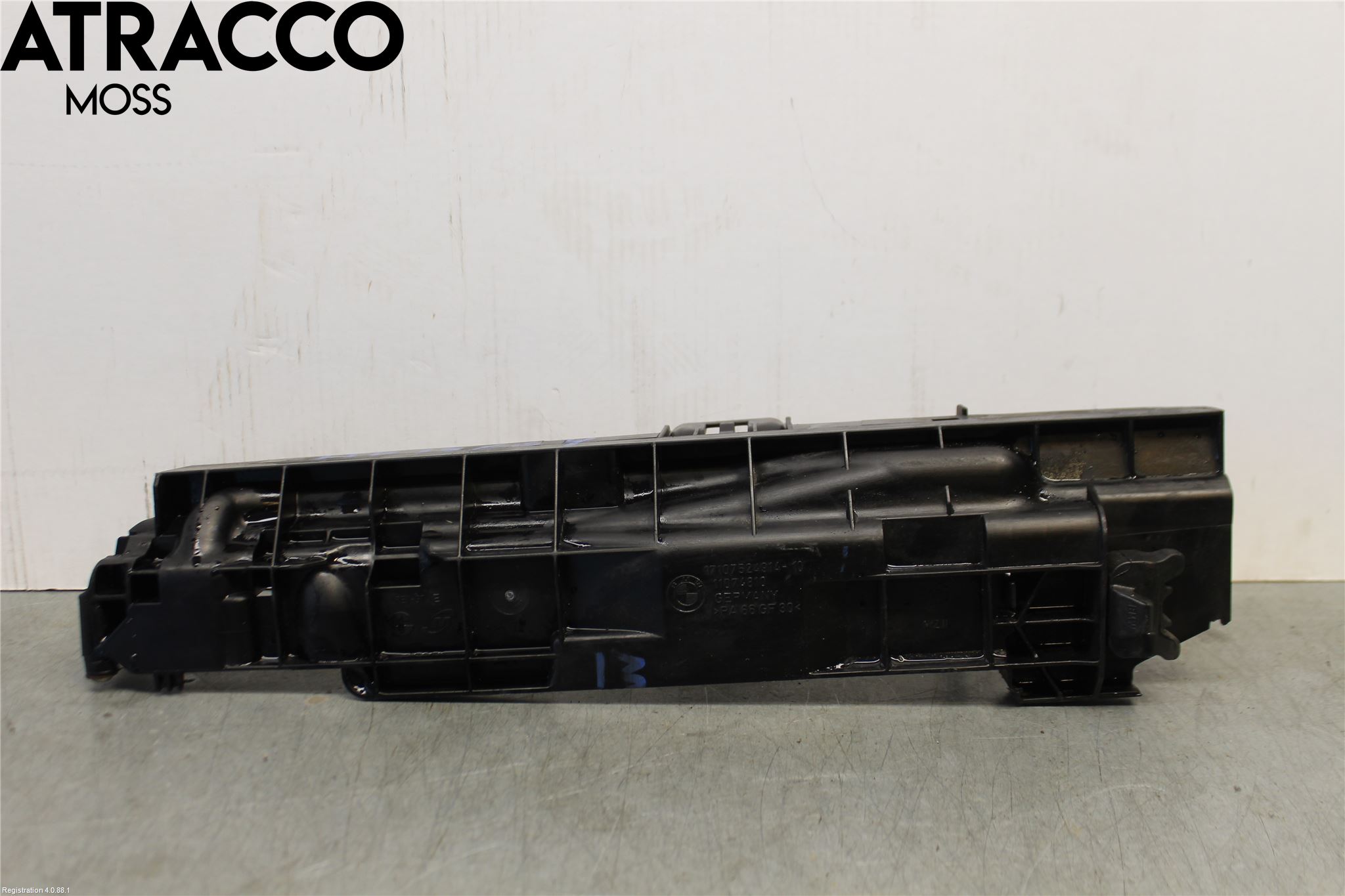 BMW 3 E90/91 SED/TOU 05-12 Kylarfäste-Ram-Balk
