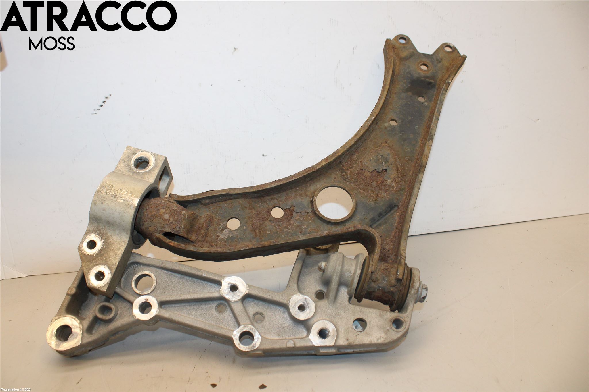 Volkswagen VW GOLF VI 09-13 Bärarm Fram Undre Hö