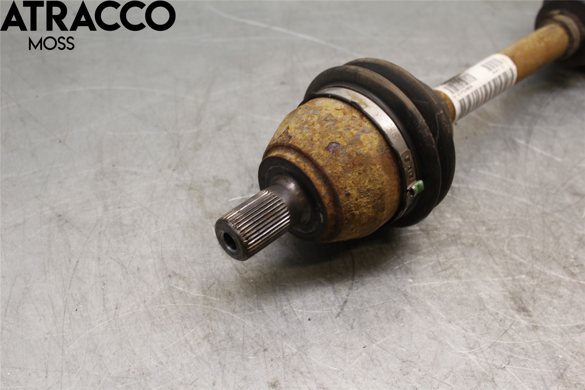 Volvo V50 08-12 Drivaxel Fram Vänster