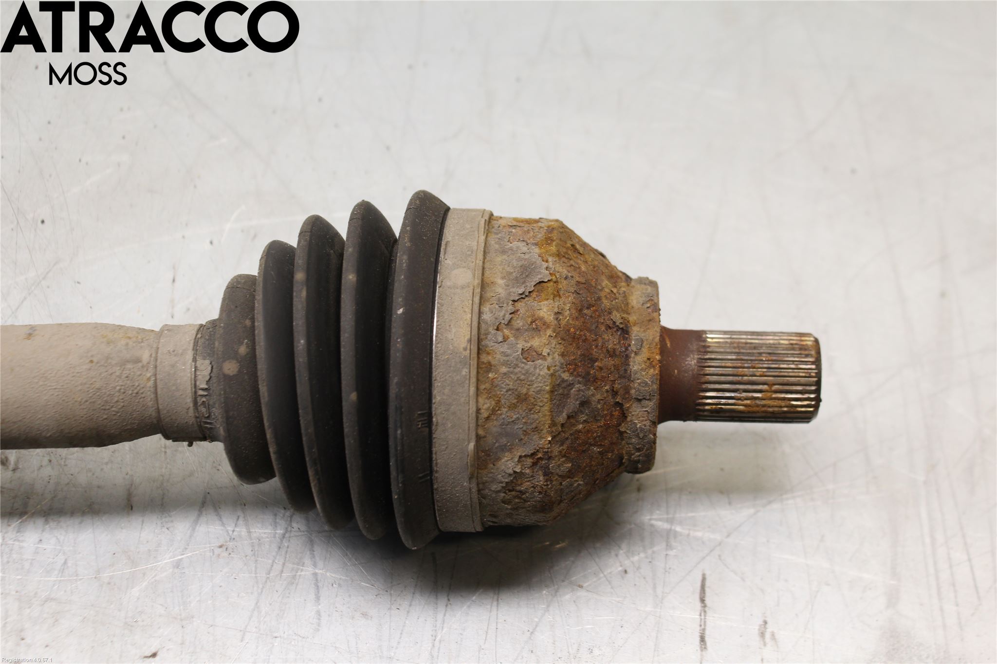 Ford FOCUS 08-11 Drivaxel Fram Höger