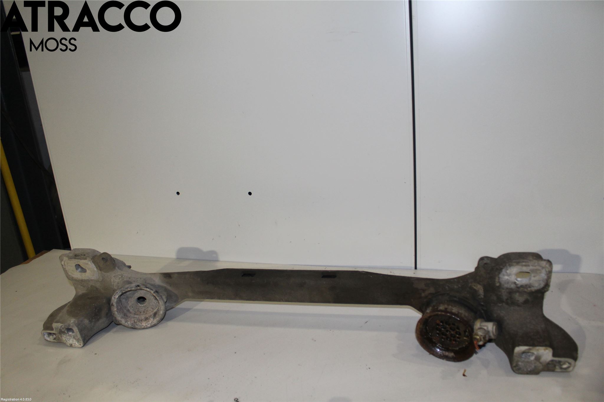 Audi A8/S8 4D 94-02 Motorbalk