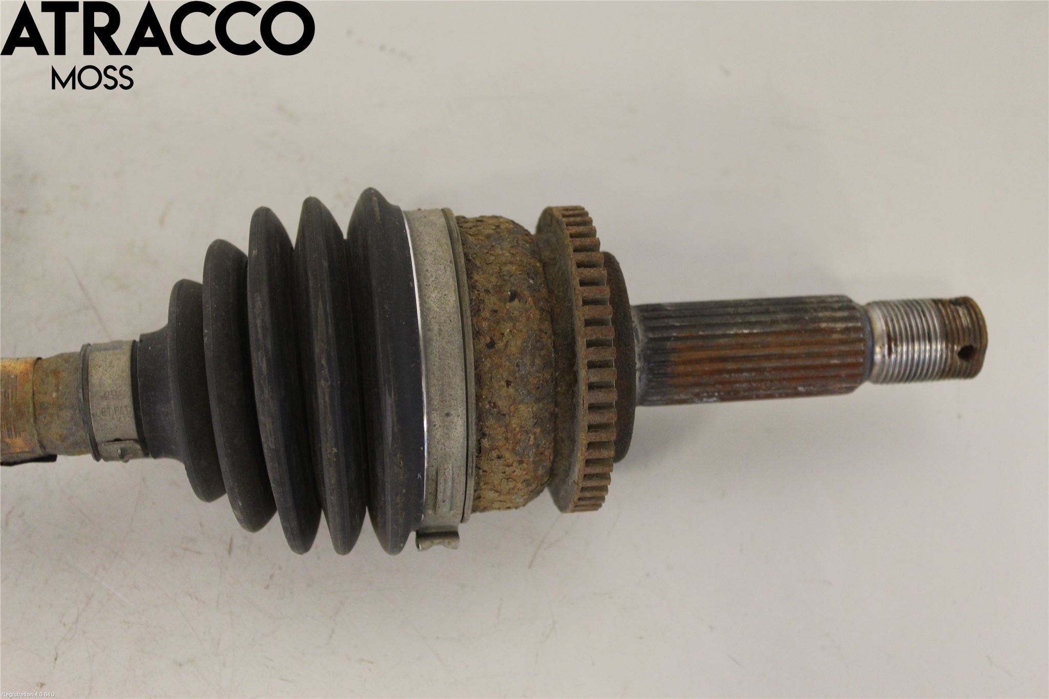 Hyundai i20 PB 09-14 Drivaxel Fram Höger