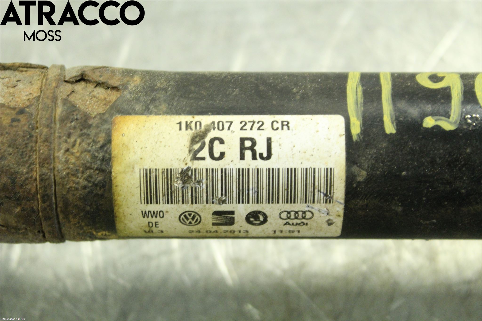 Volkswagen VW CADDY 11-15 Drivaxel Fram Höger