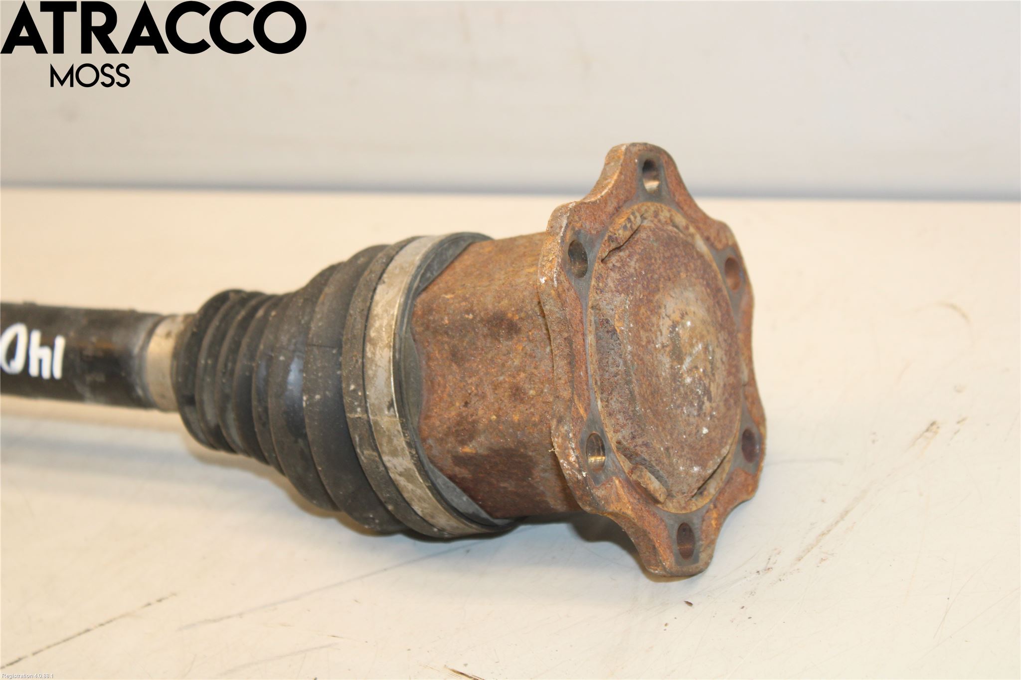 Audi A4/S4 08-11 Drivaxel Fram Vänster