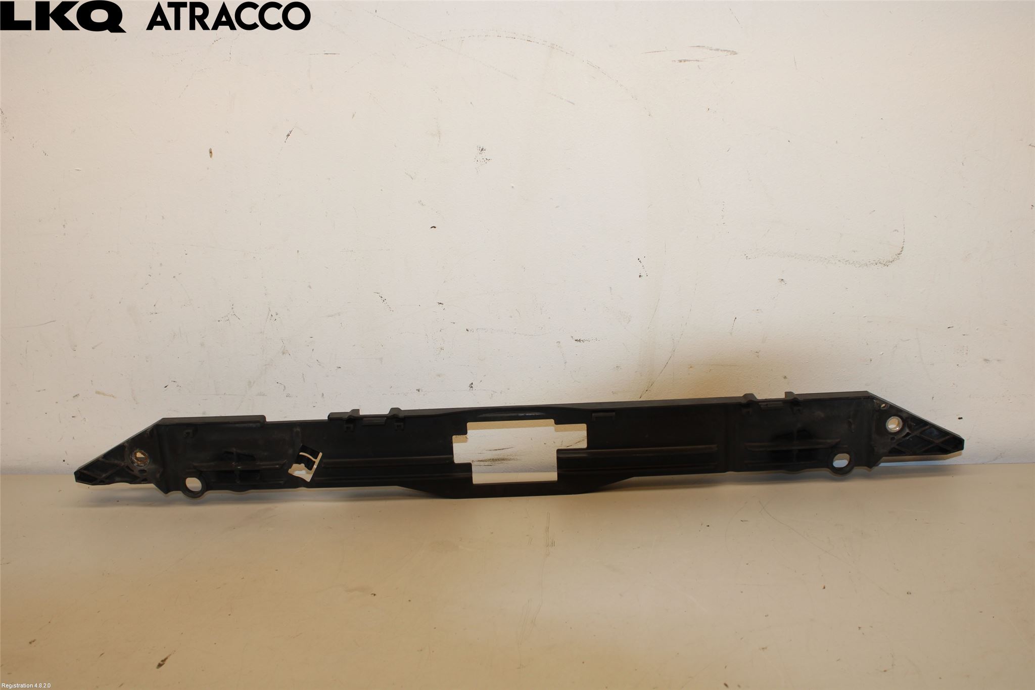 Toyota AURIS 13-19 Kylarfäste-Ram-Balk
