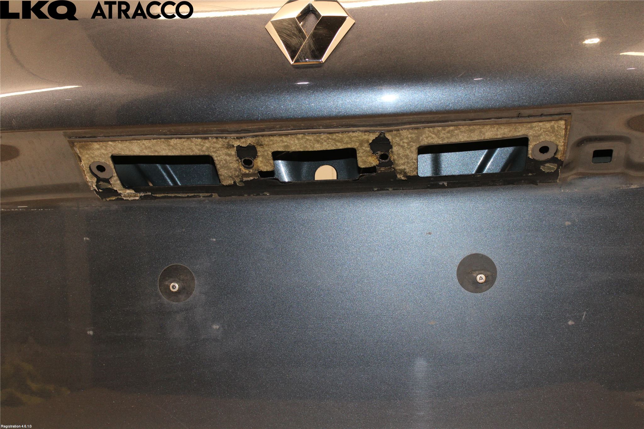 Renault ZOE/E-TECH 13- Baklucka Cc-Kombi-Sedan