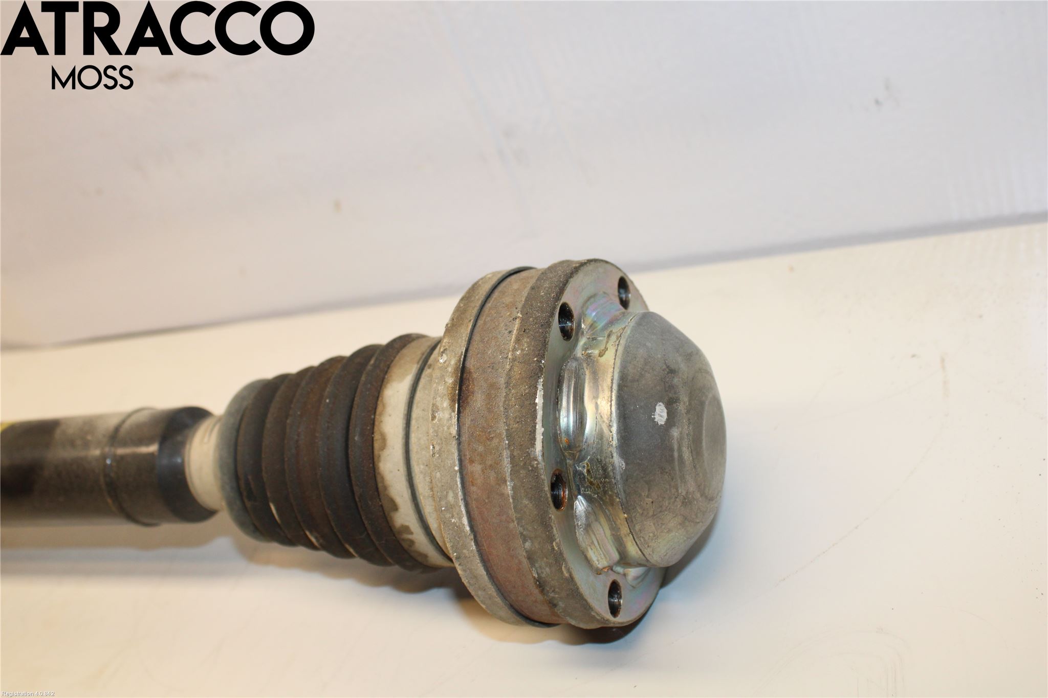 Volkswagen VW PASSAT 11-14 Drivaxel Fram Höger