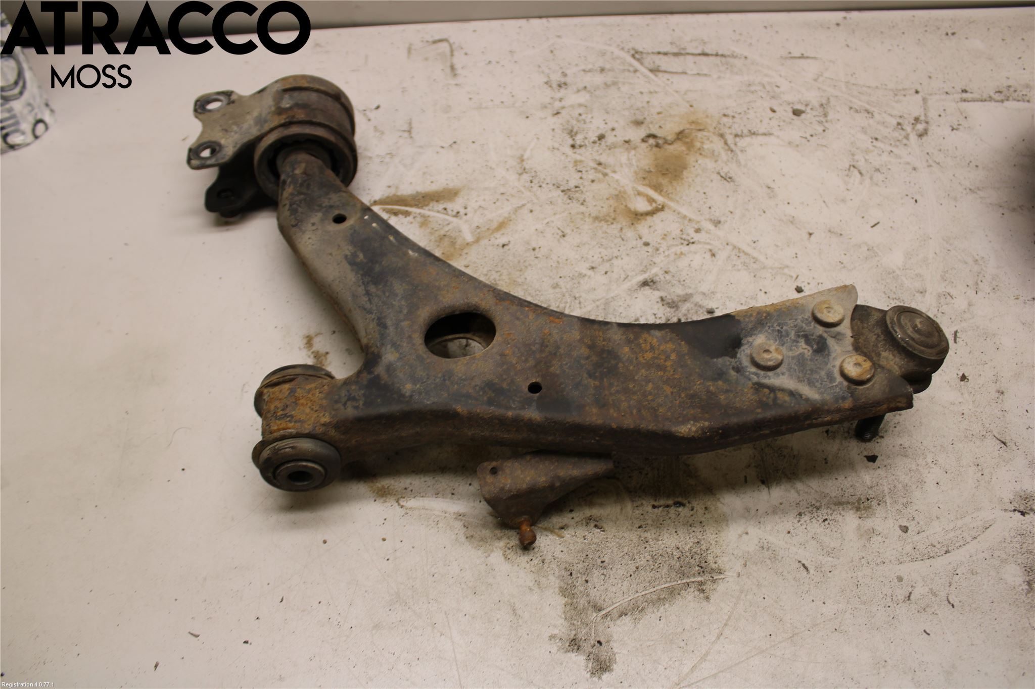Volvo S40 08-12 Bärarm Fram Undre Hö