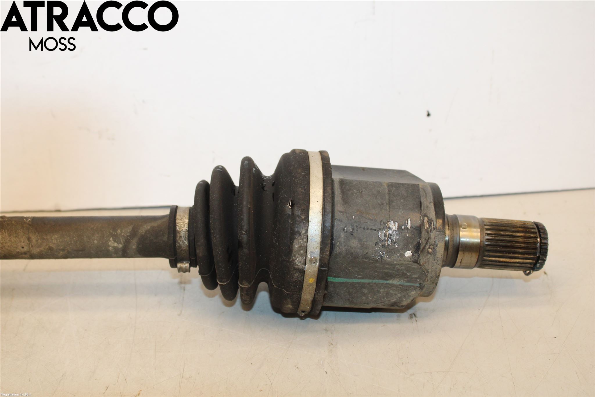 Kia OPTIMA 16-20 Drivaxel Fram Vänster