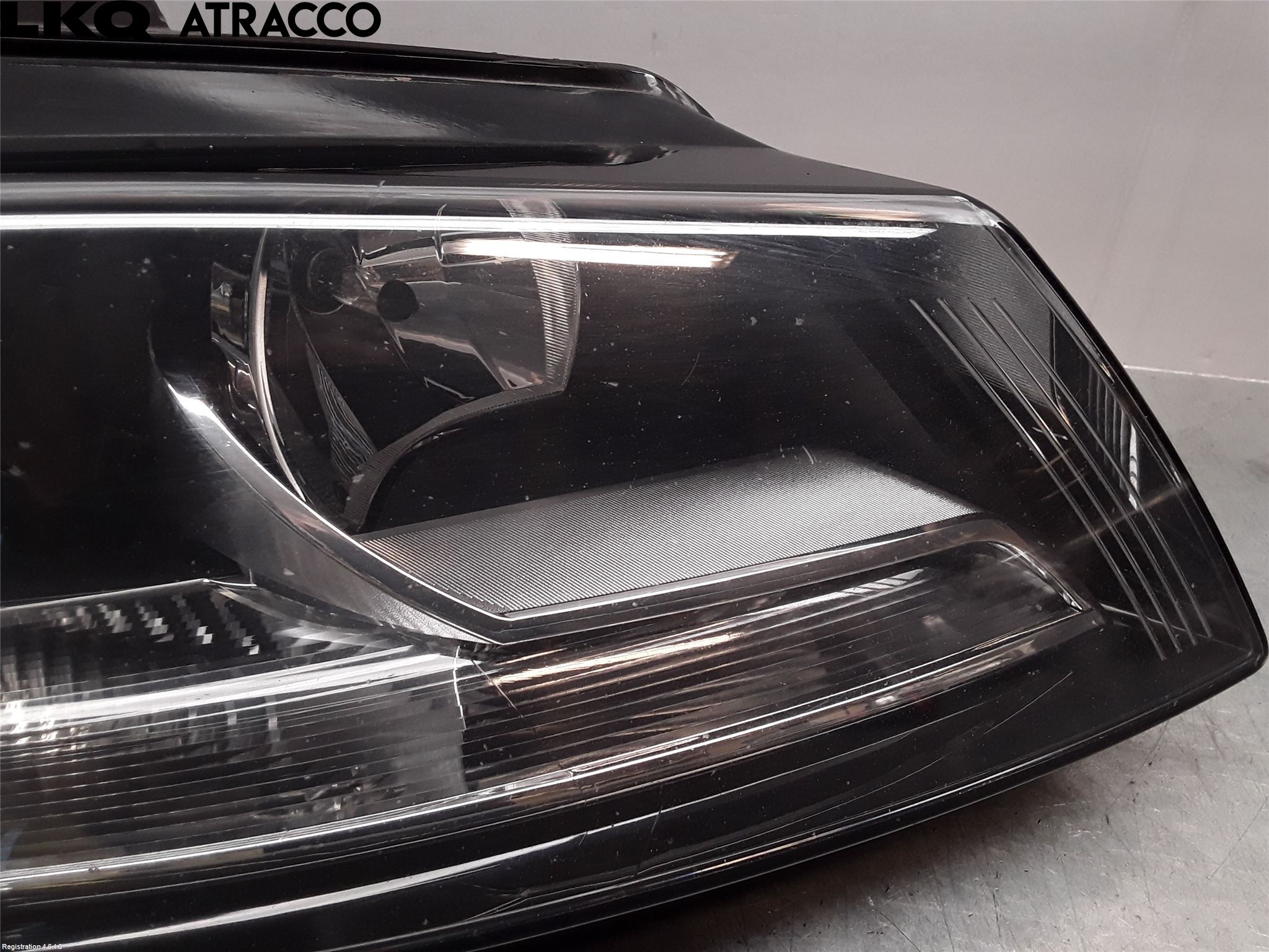 Audi A3/S3 05-13 Strålkastare Höger