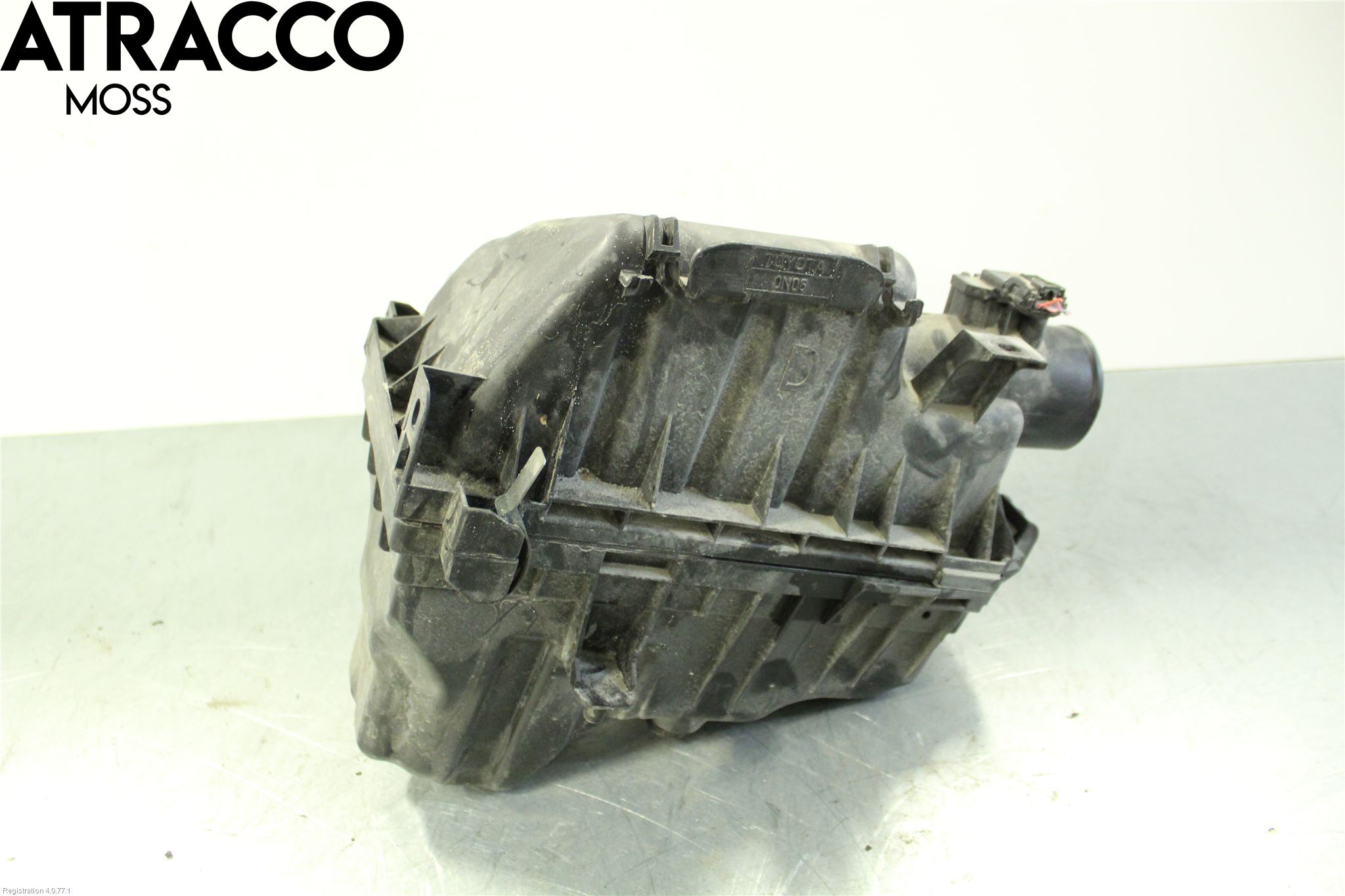 Toyota VERSO-S 11-16 Luftrenare