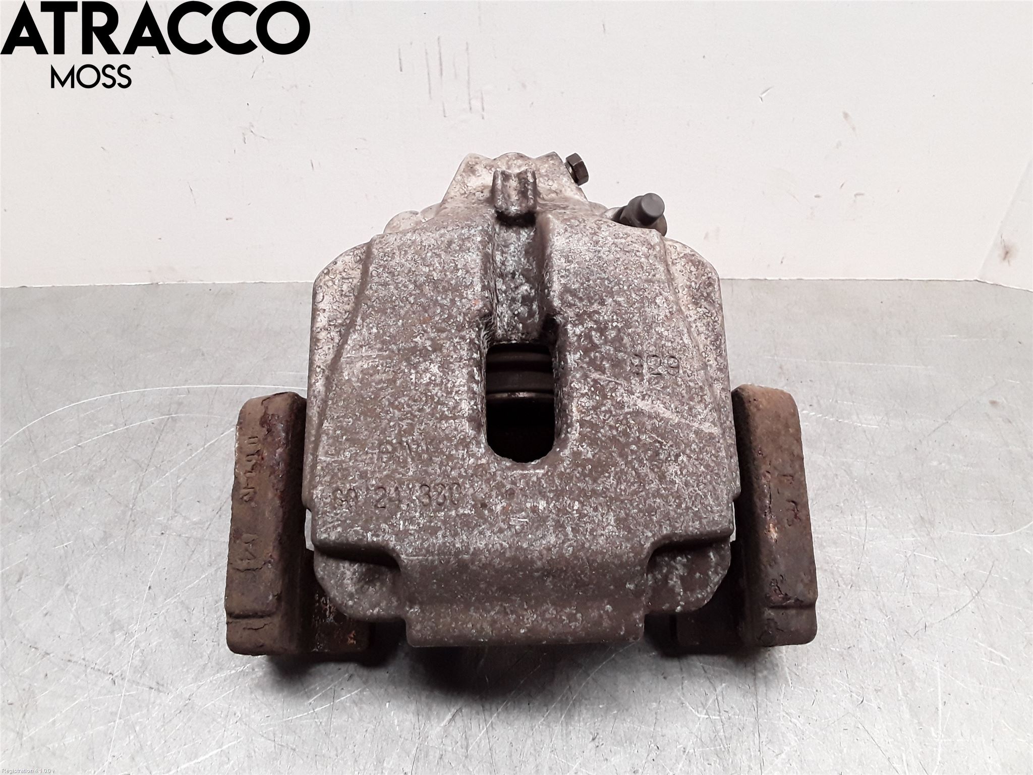 BMW 5 F10/F11/F18 09-17 Bromsok Fram Vänster