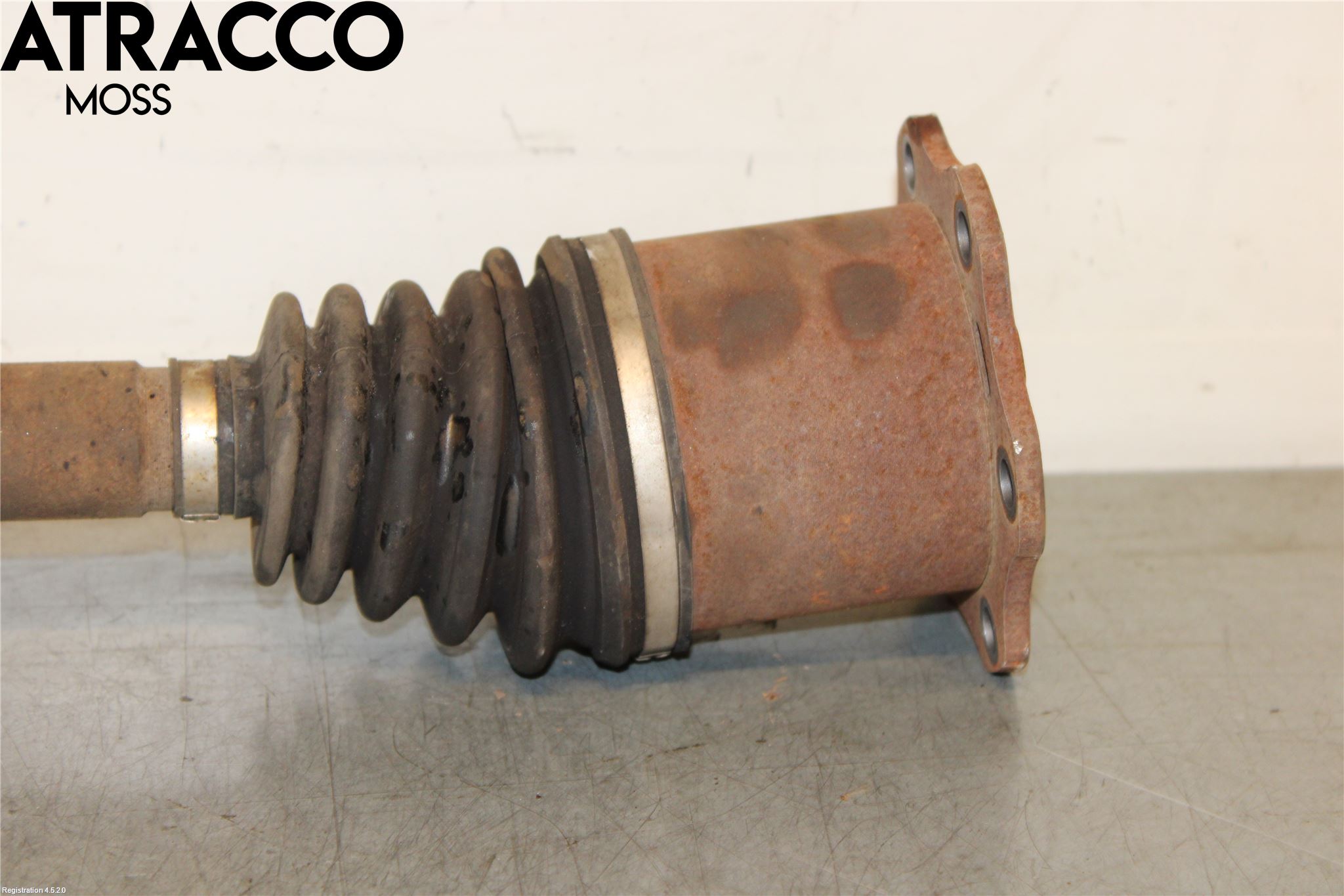 Audi Q5 09-16 Drivaxel Fram Höger