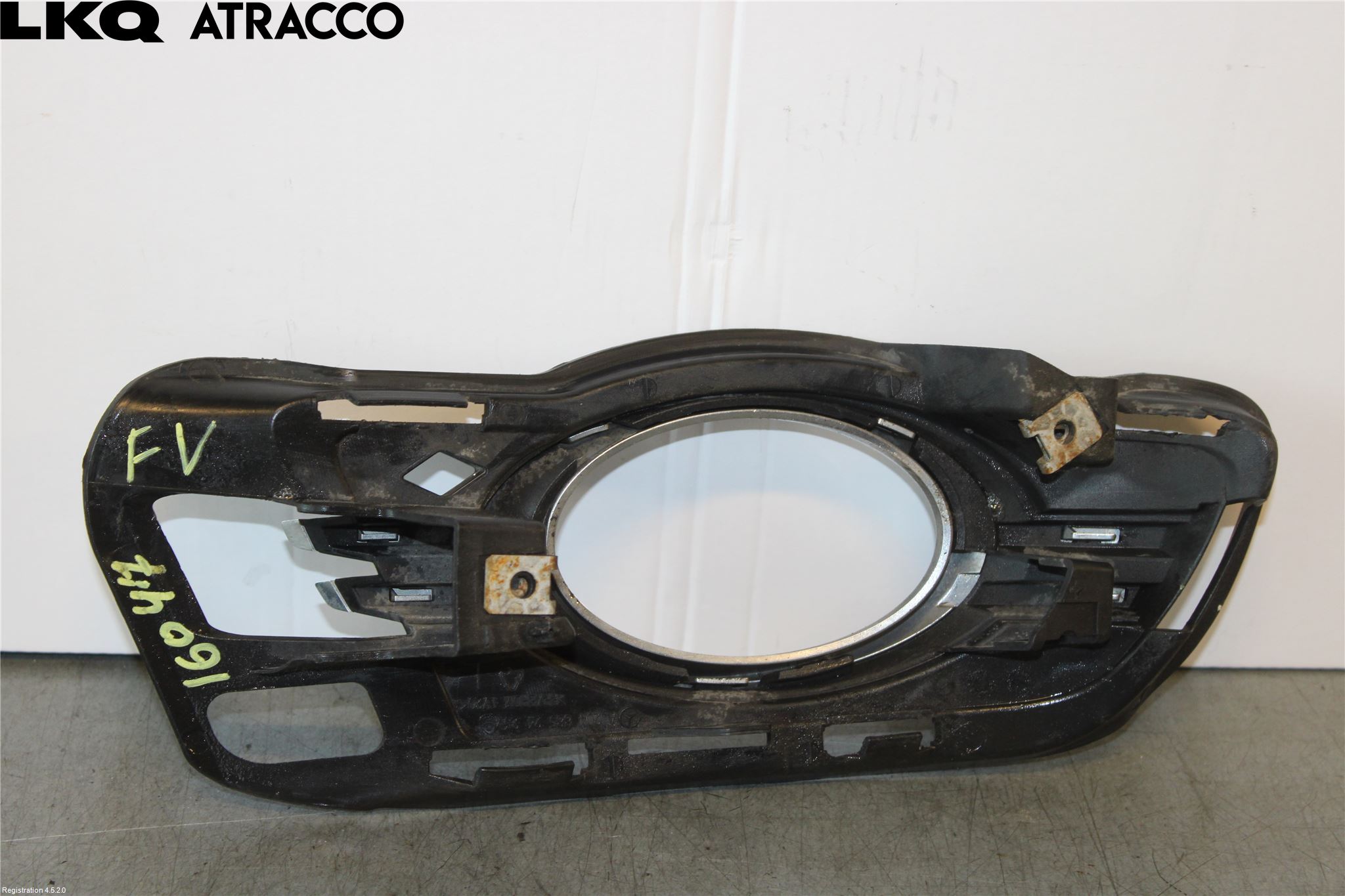 Mercedes-Benz MB C-KLASS (W204) 07-15 Dimljussarg Fram