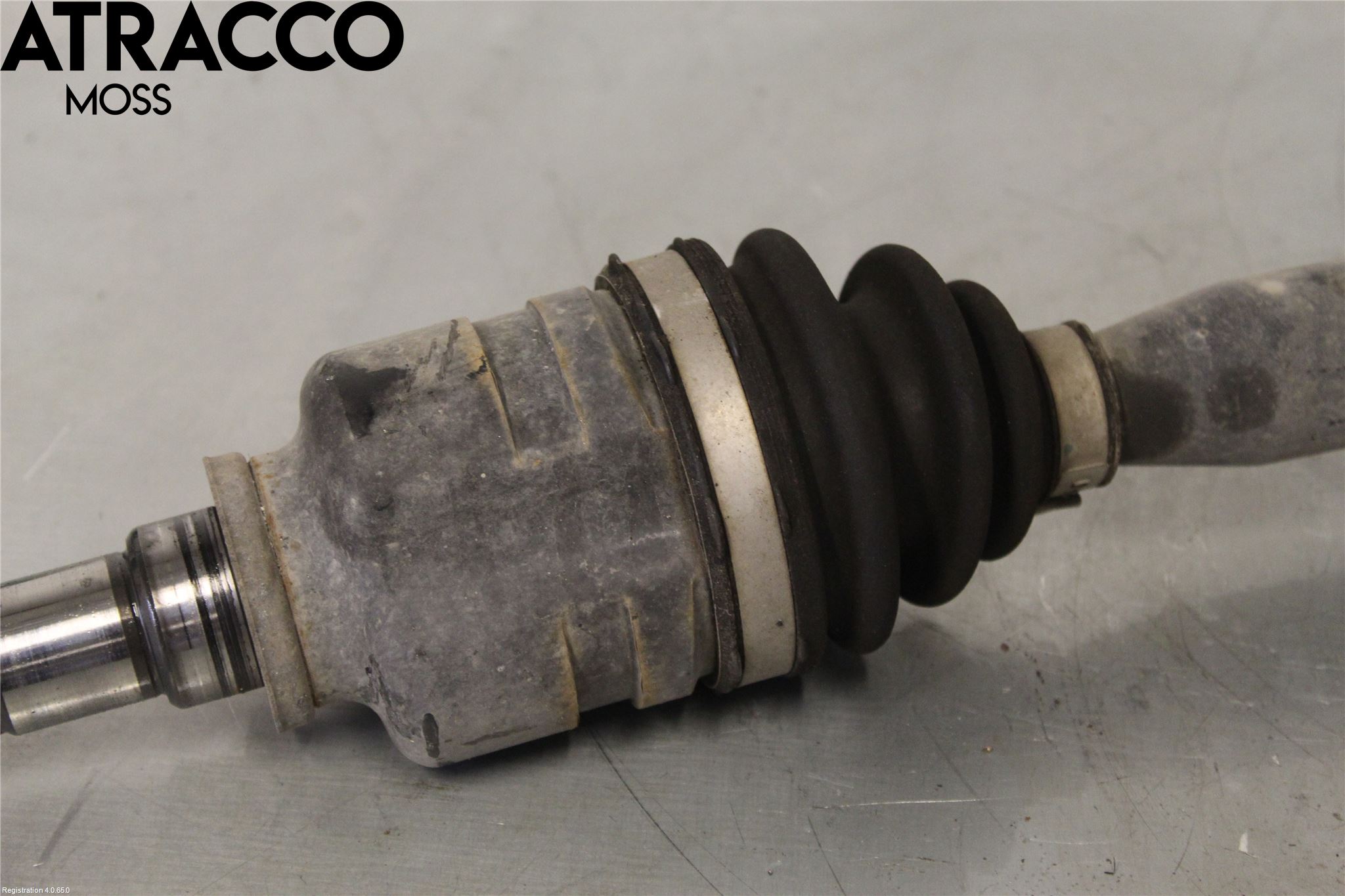 Toyota AVENSIS 09-15 Drivaxel Fram Höger