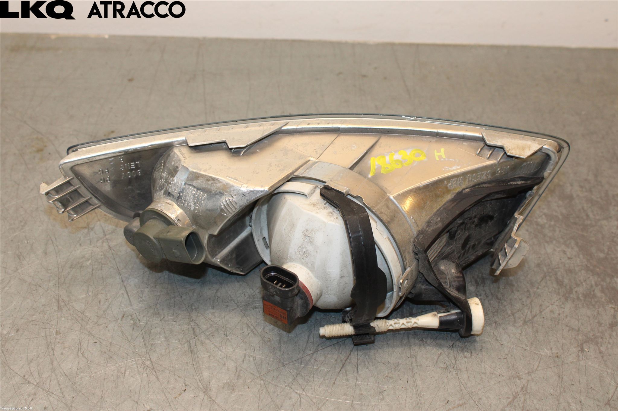 Skoda SUPERB 09-15 Dimljus-Varselljus Fram
