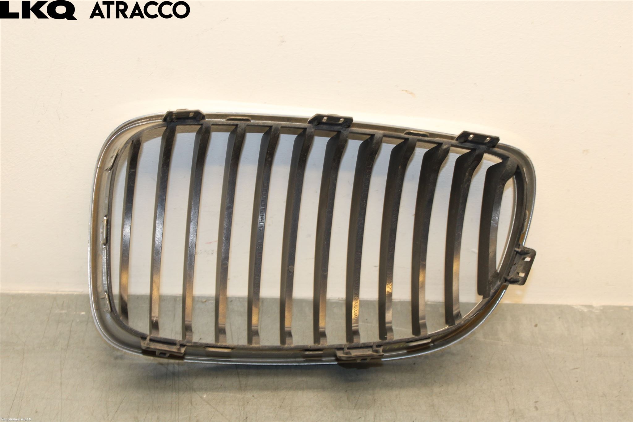 BMW 1 E87/81 5D/3D 03-11 Grilldel Höger