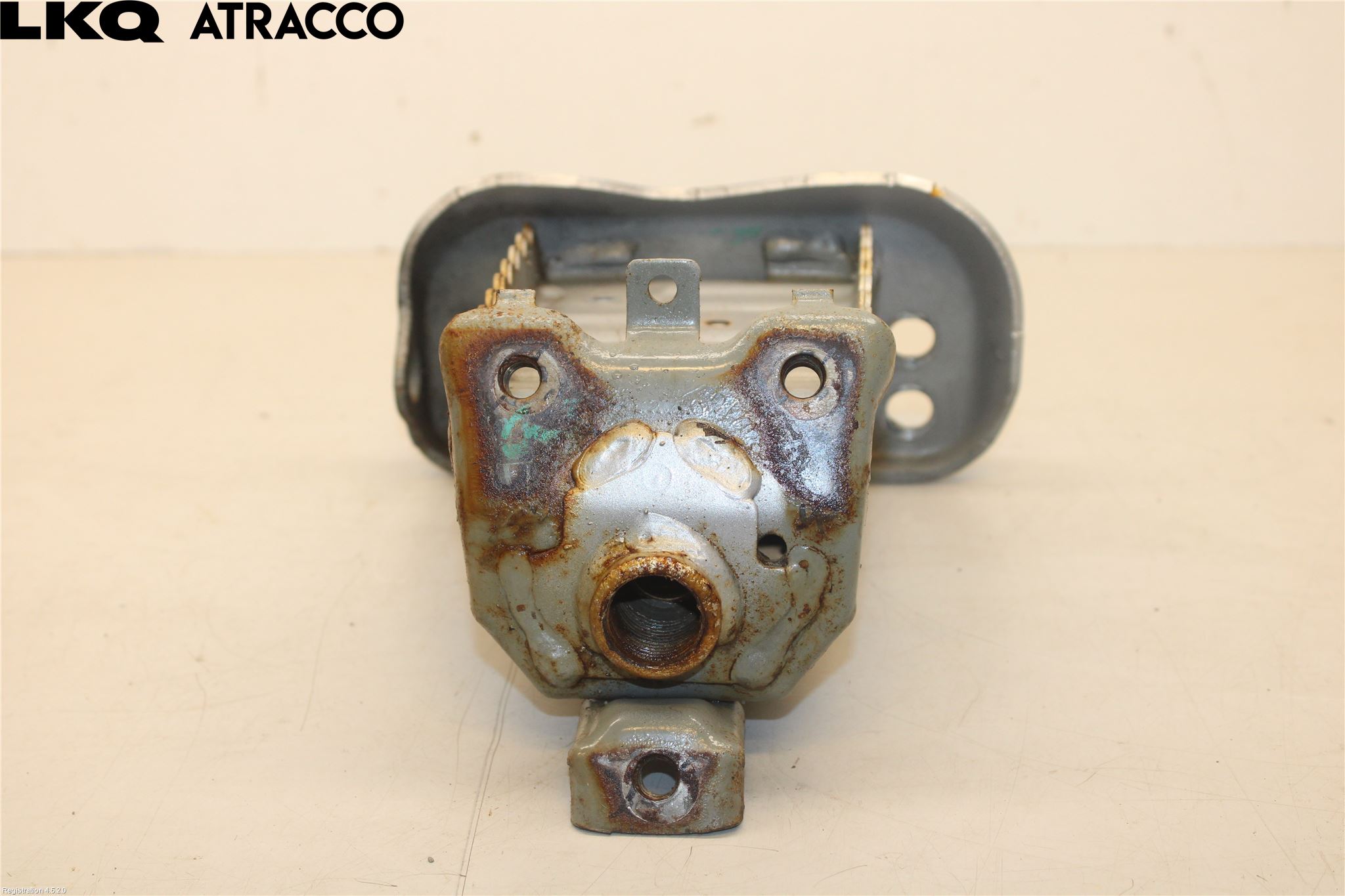 Toyota YARIS XP130 15-20 Stötfångarbärjärn Fram