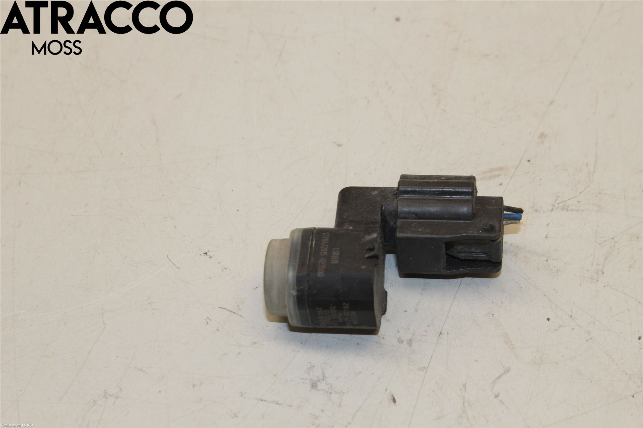 Nissan QASHQAI 14-17 Parkeringshjälp Frontsensor