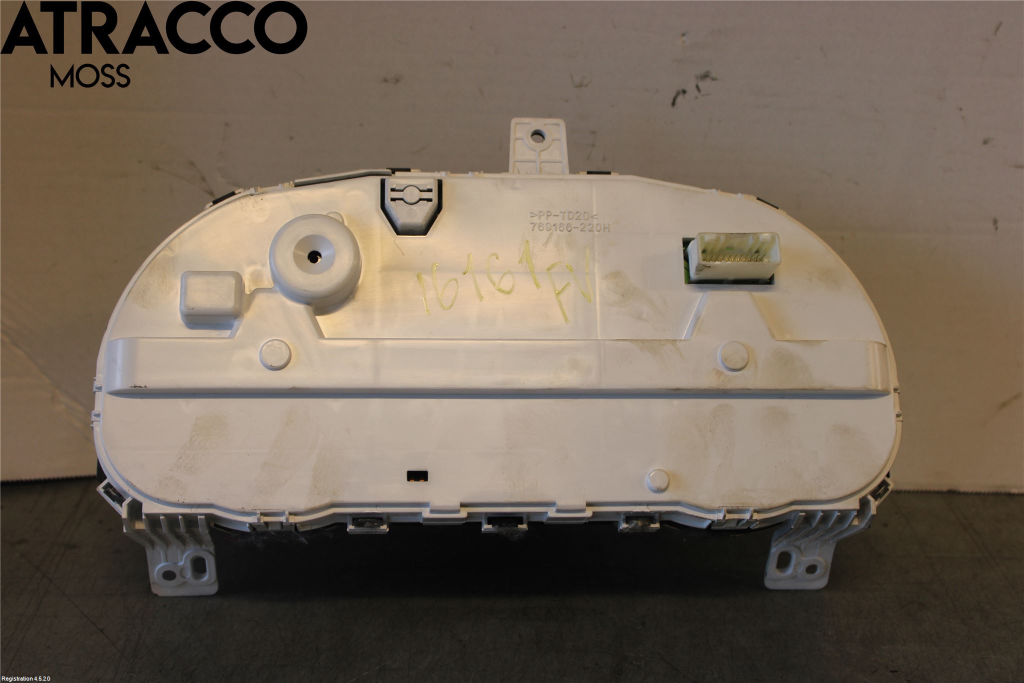 Mitsubishi OUTLANDER 07-12 Instrument Komb