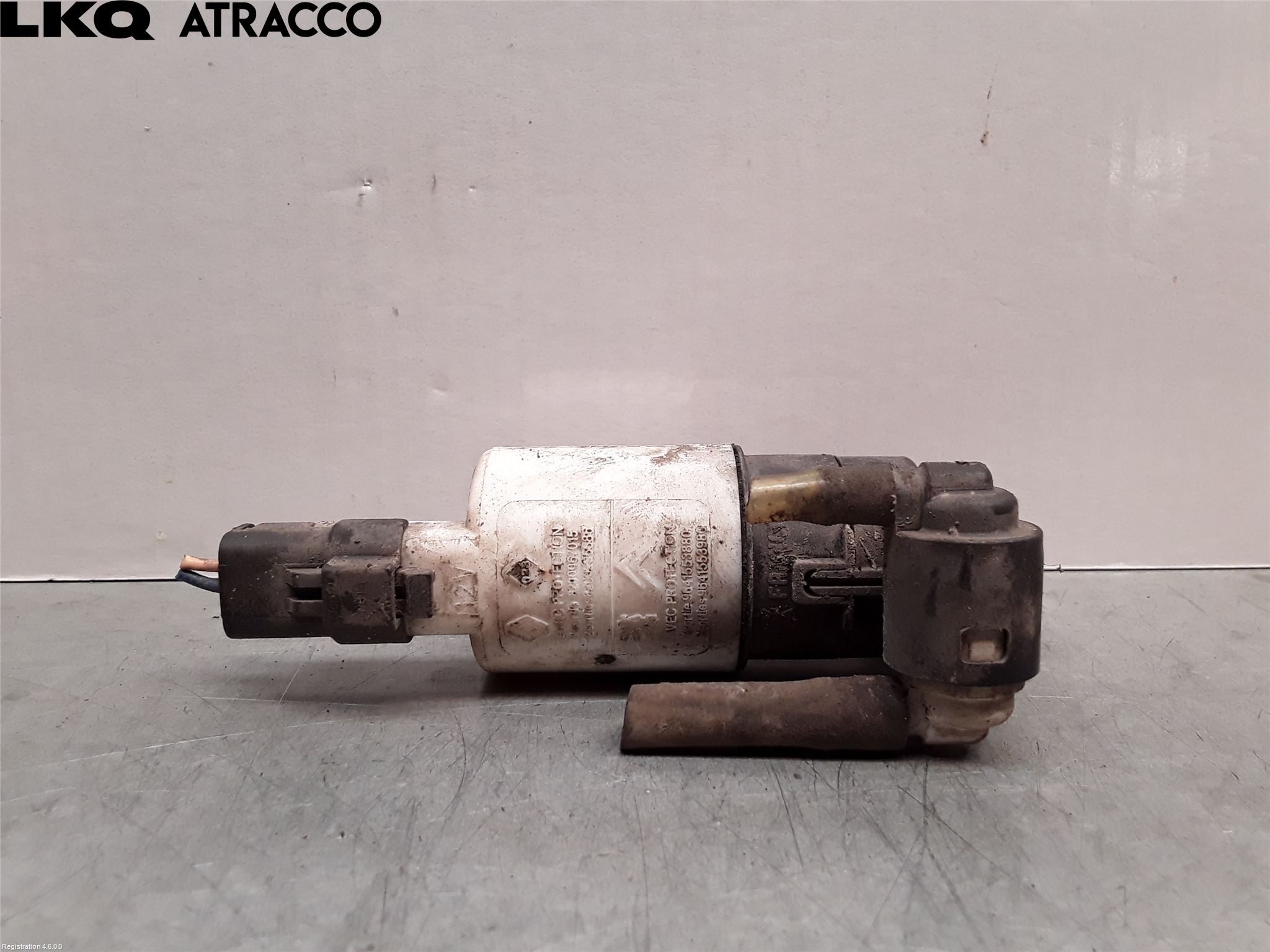 Peugeot 307     05-08 Spolarpump Vindruta