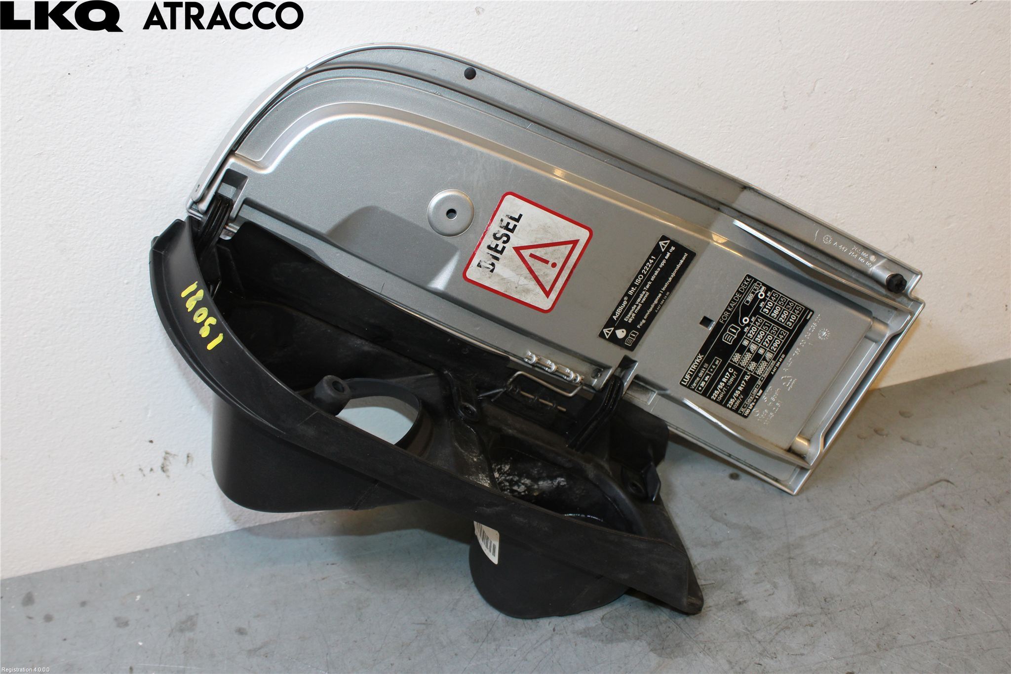 Mercedes-Benz MB VITO/V-KLASS (W640,W447,W448) 14- Bränsletankslock