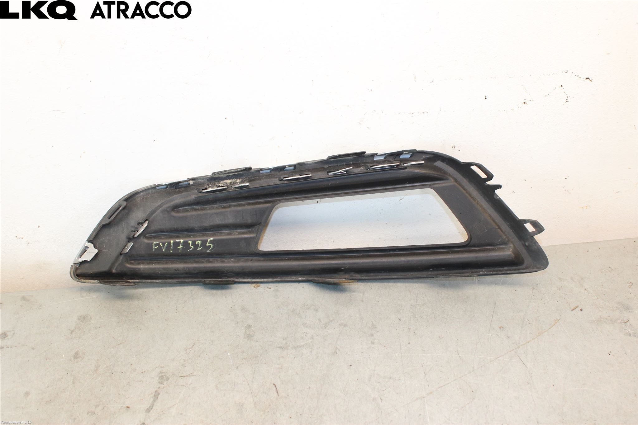 Ford FOCUS 15-18 Stötfångarbeklädnad Fram