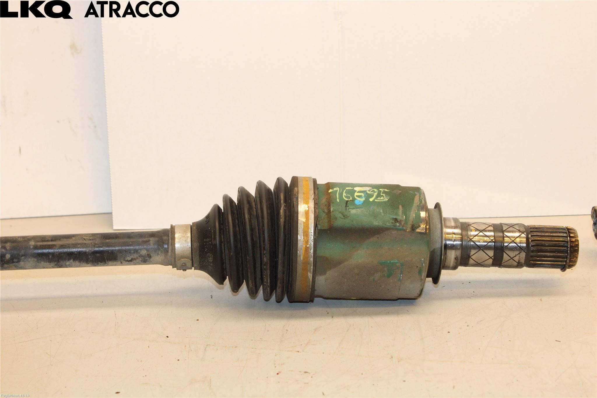 Subaru OUTBACK 10-15 Drivaxel Fram Höger