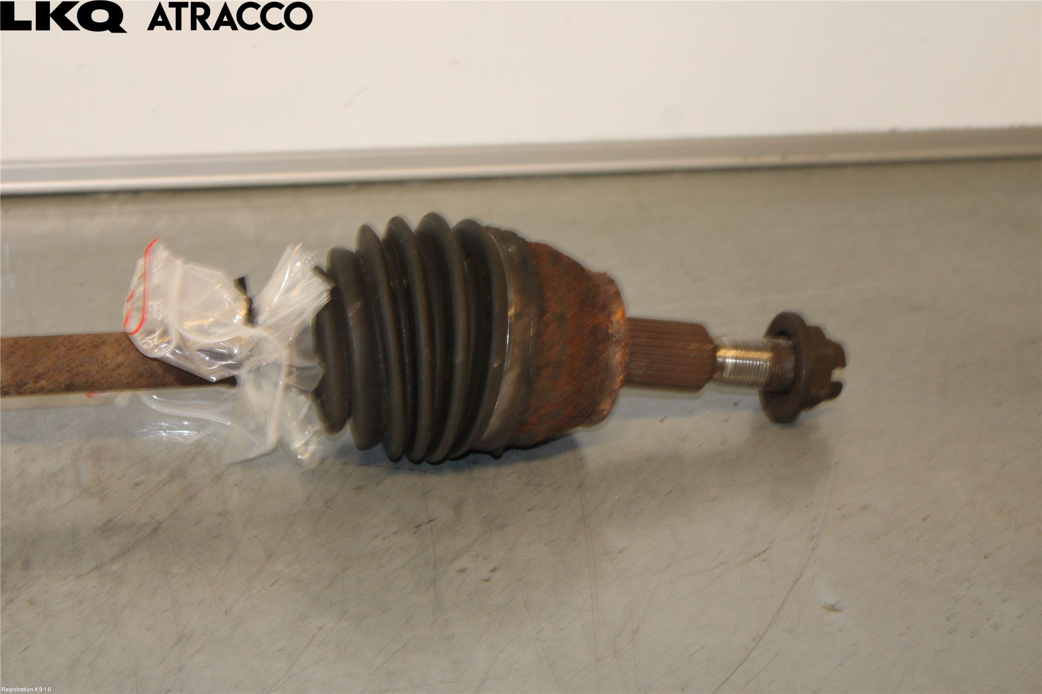 Ford FOCUS 11-14 Drivaxel Fram Vänster