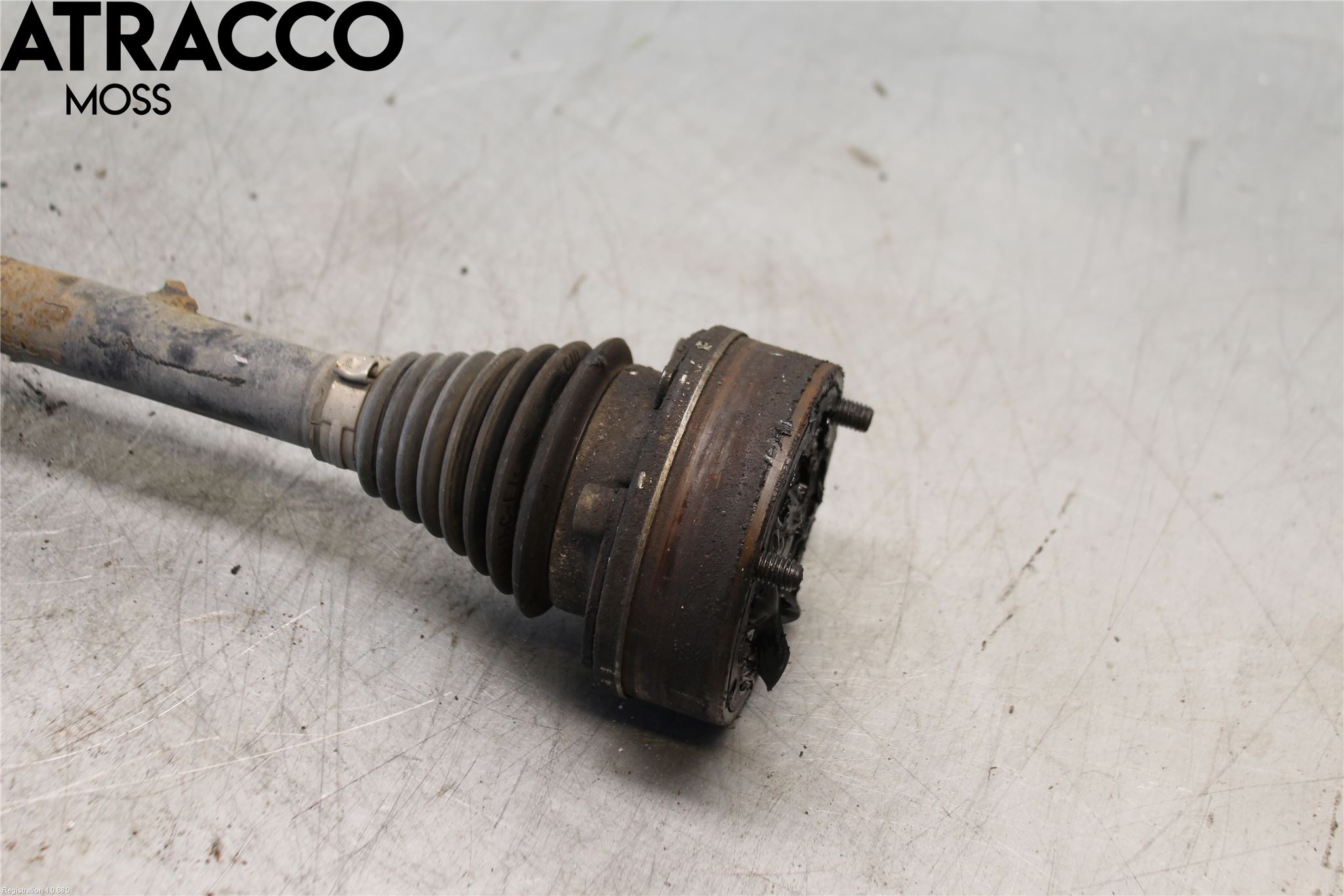 Volkswagen VW GOLF VI 09-13 Drivaxel Fram Vänster