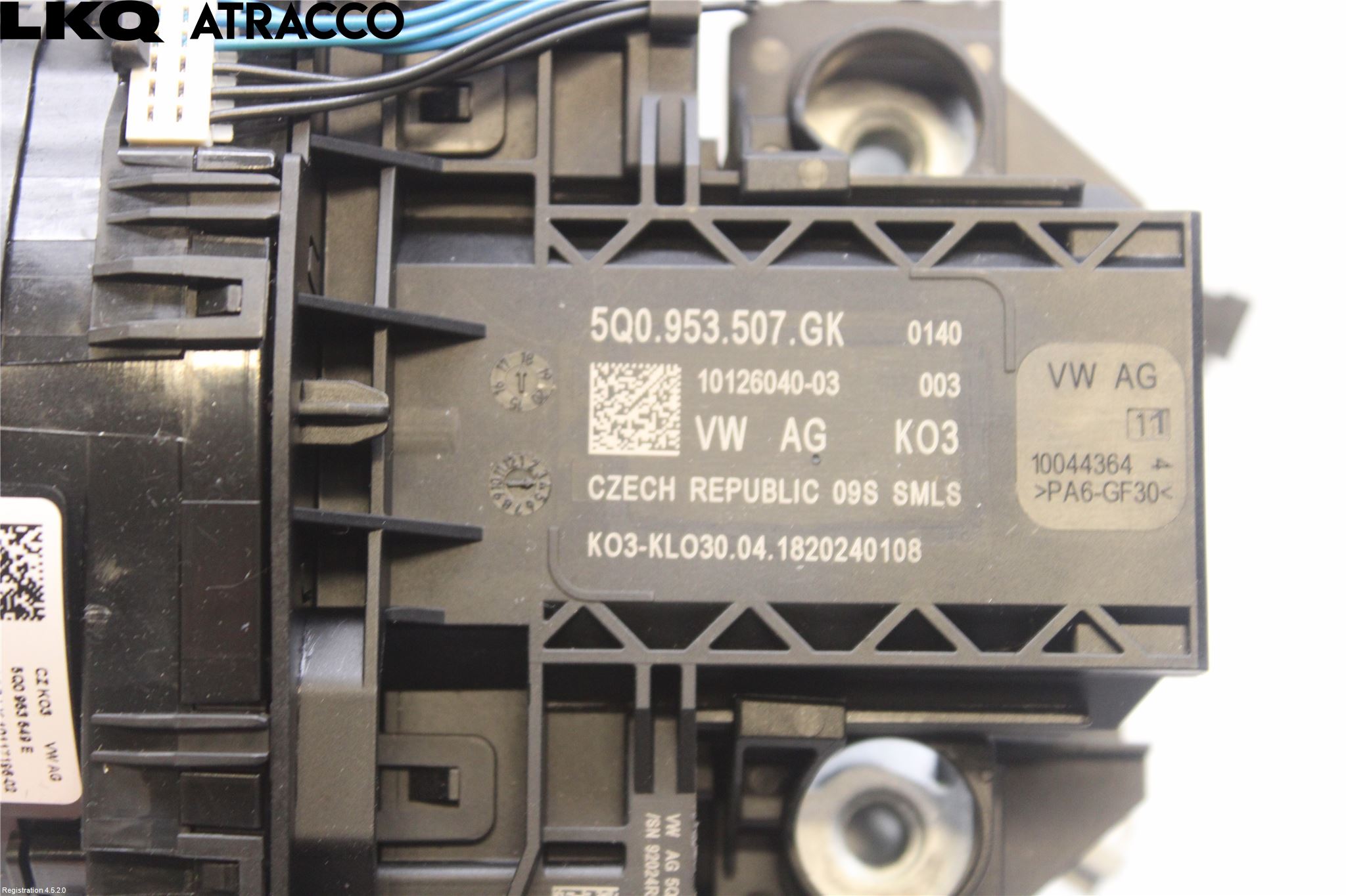 Volkswagen VW GOLF / E-GOLF VII 13-20 Spakcentral