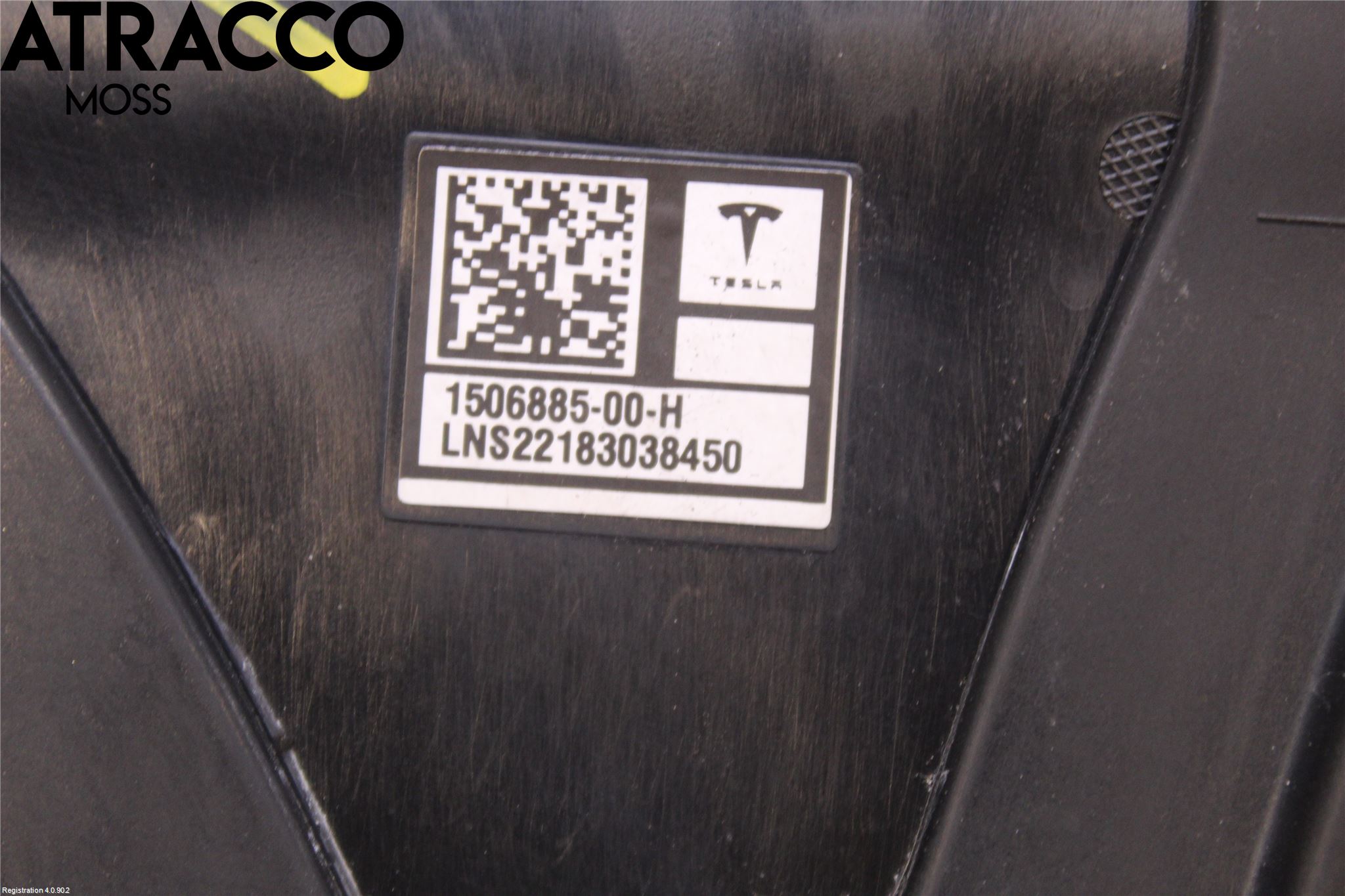 Tesla MODEL Y 21- Dörr Dekorlist Fram Vä