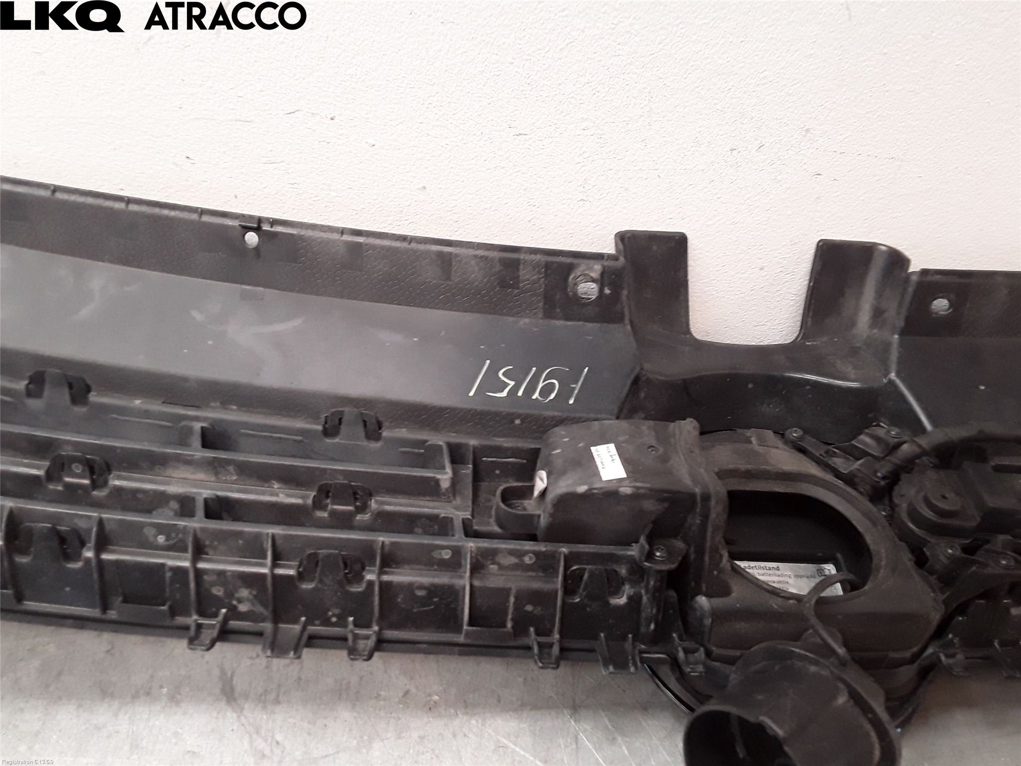 Volkswagen VW GOLF / E-GOLF VII 13-20 Grill Komp