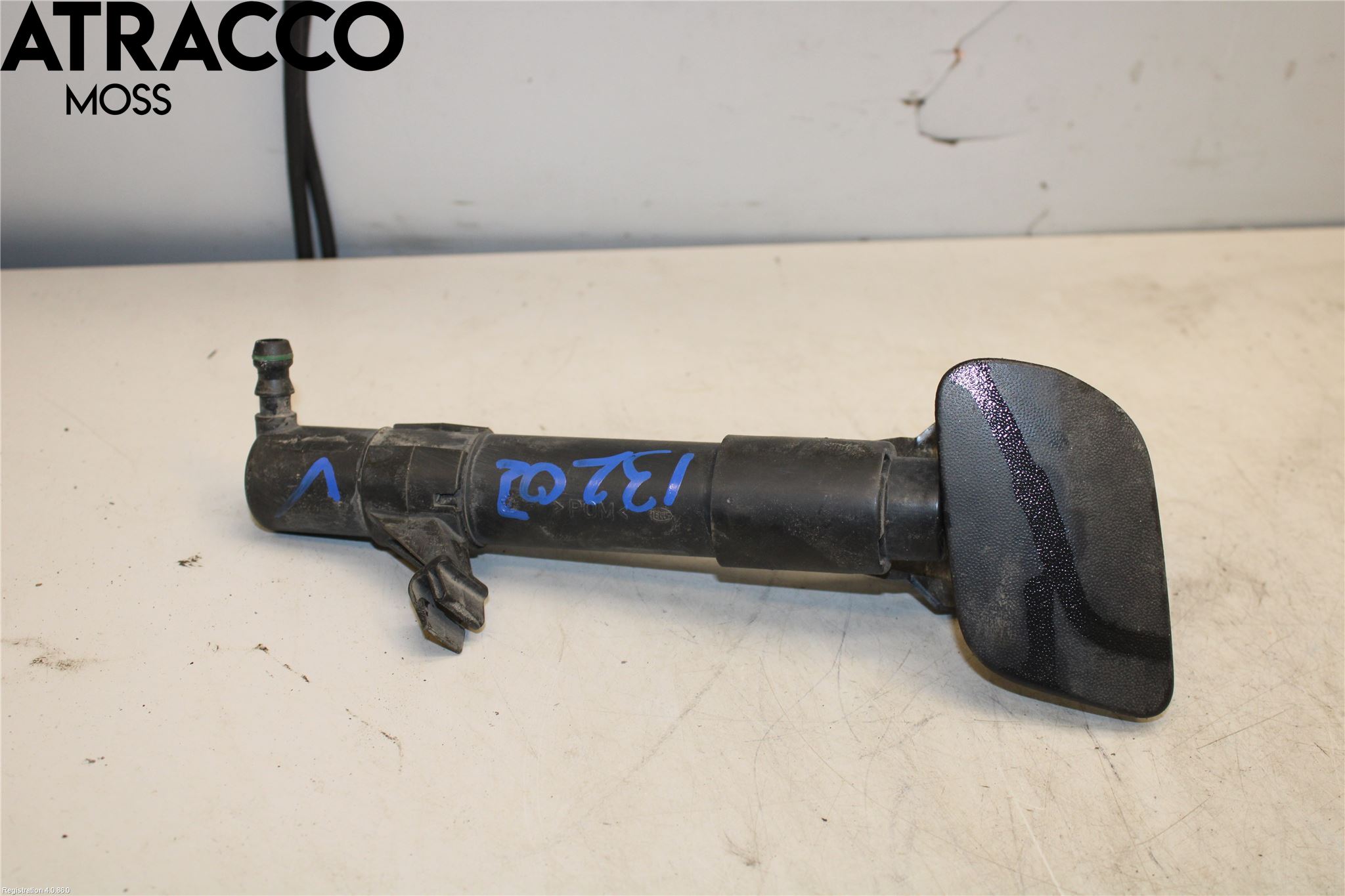 Volkswagen VW GOLF PLUS/CROSS GOLF 04-14 Spolarmunstycke Rutor