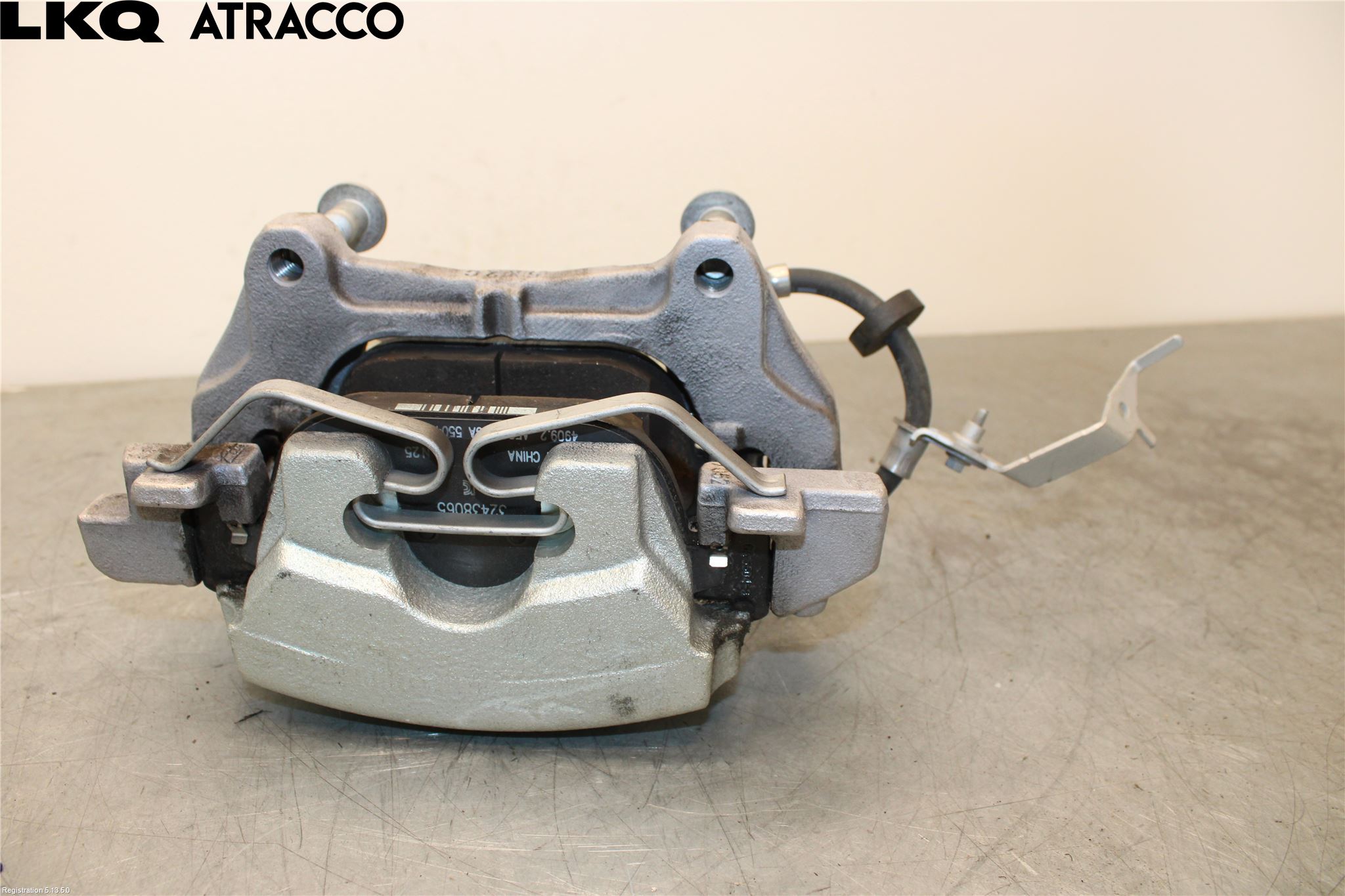 Polestar 2 20- Bromsok Fram Höger