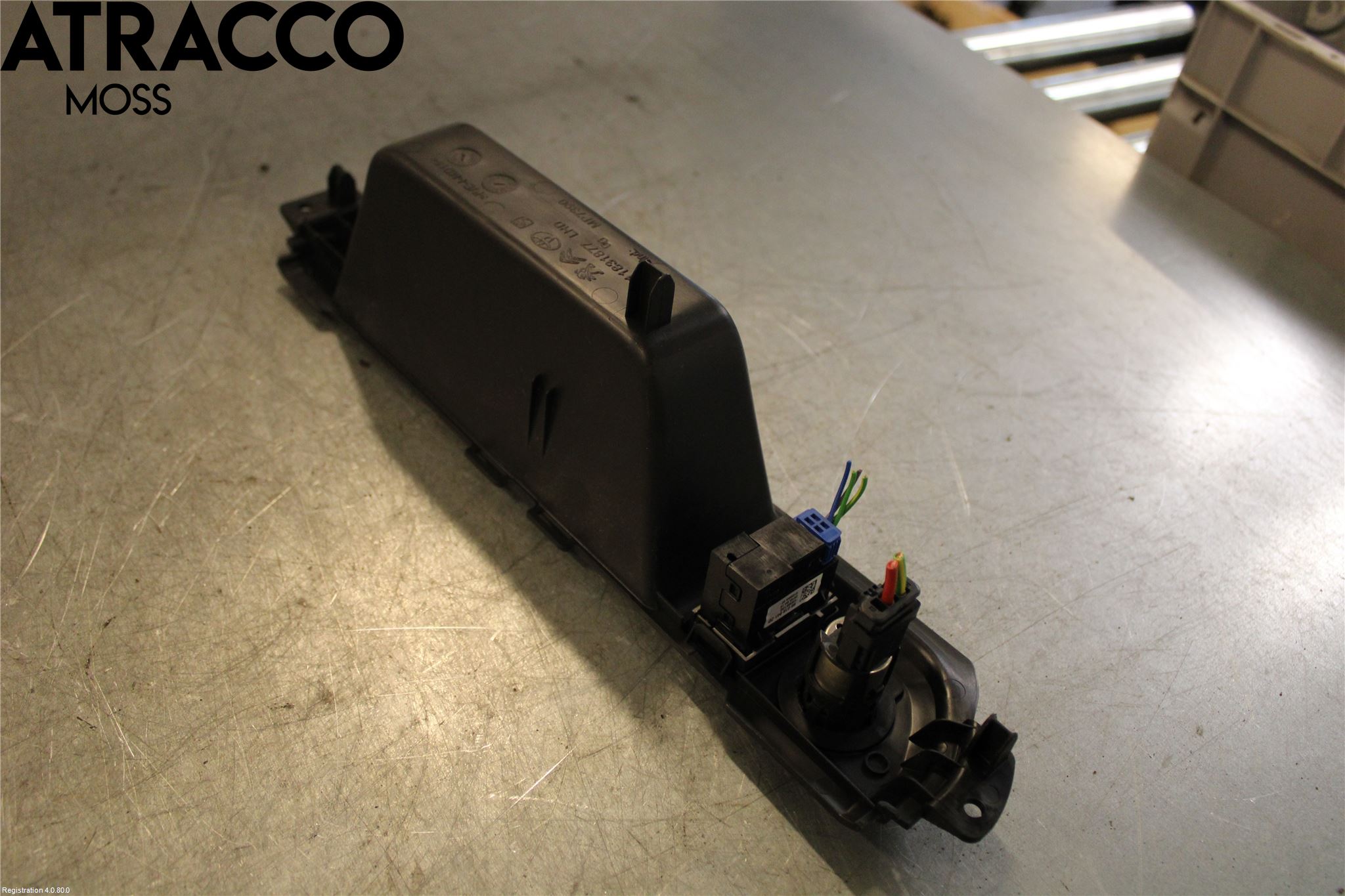 Toyota PROACE II 16- Instrumentbräda Förvaringsfack
