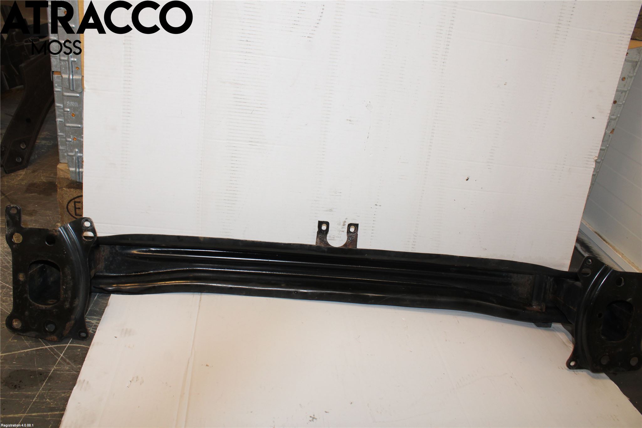 Volkswagen VW GOLF V 04-09 Stötfångarbalk Fram