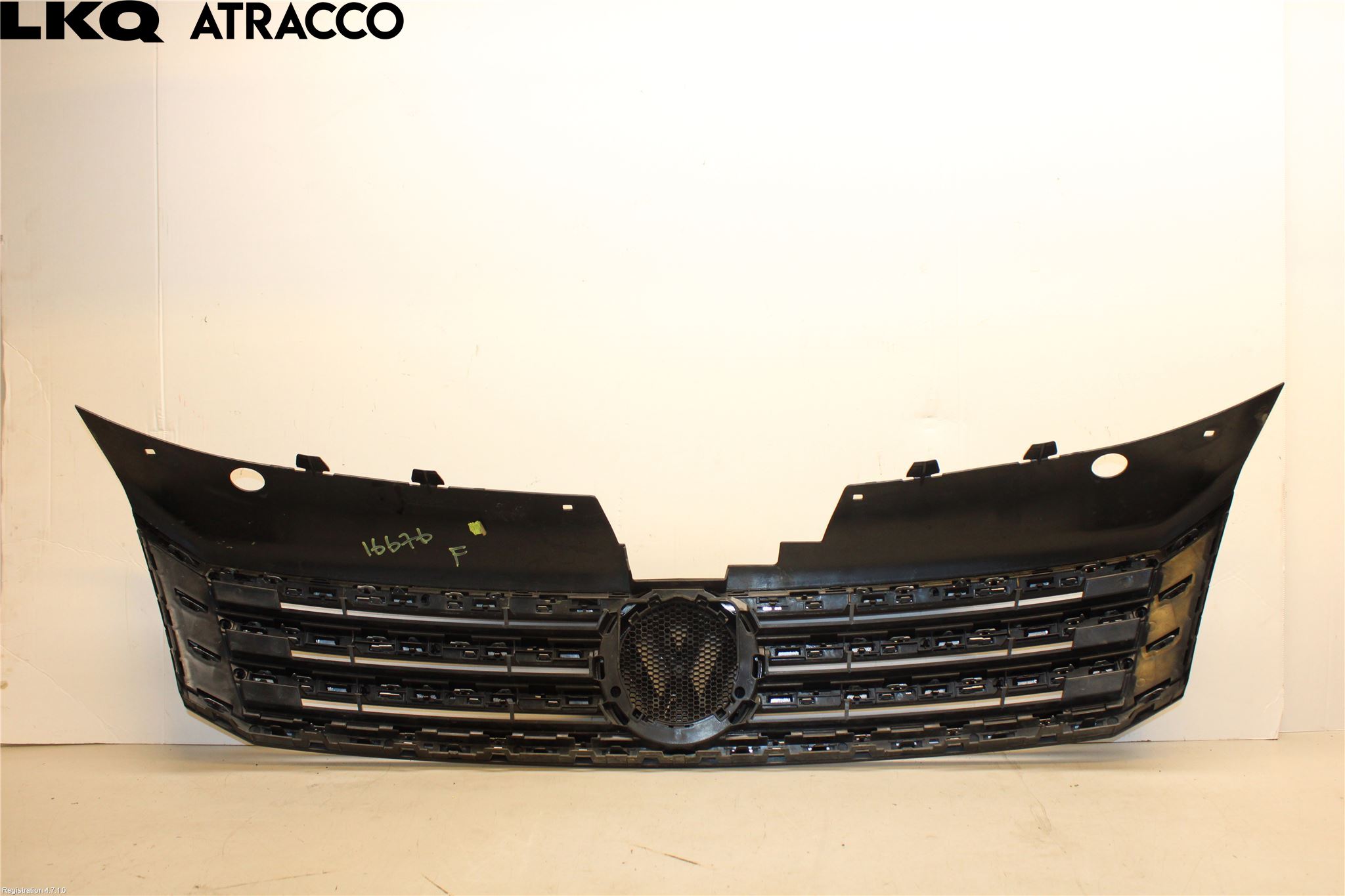 Volkswagen VW PASSAT 11-14 Grill Komp