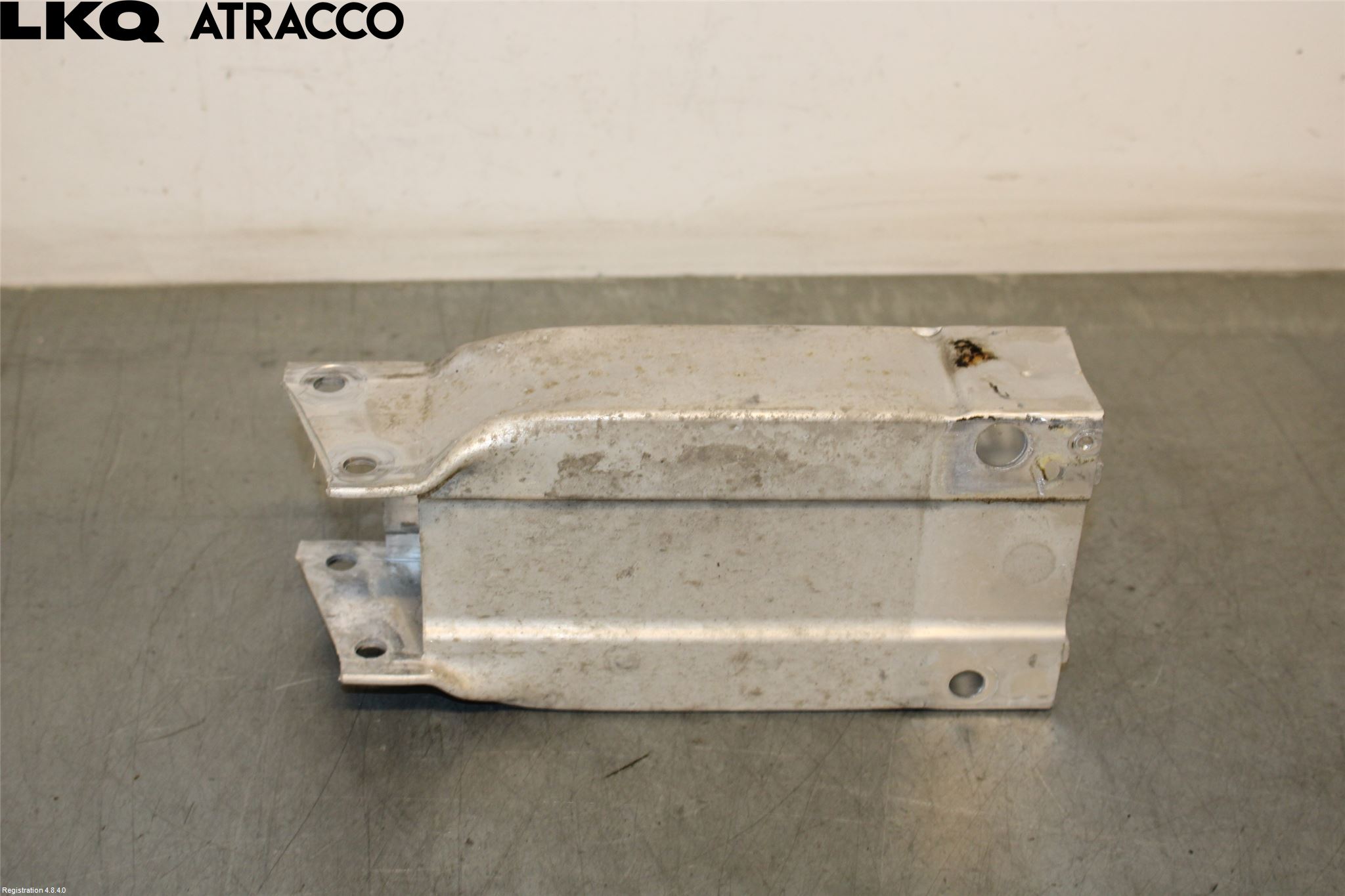 Mercedes-Benz MB C-KLASS (W204) 07-15 Stötfångarbärjärn Fram