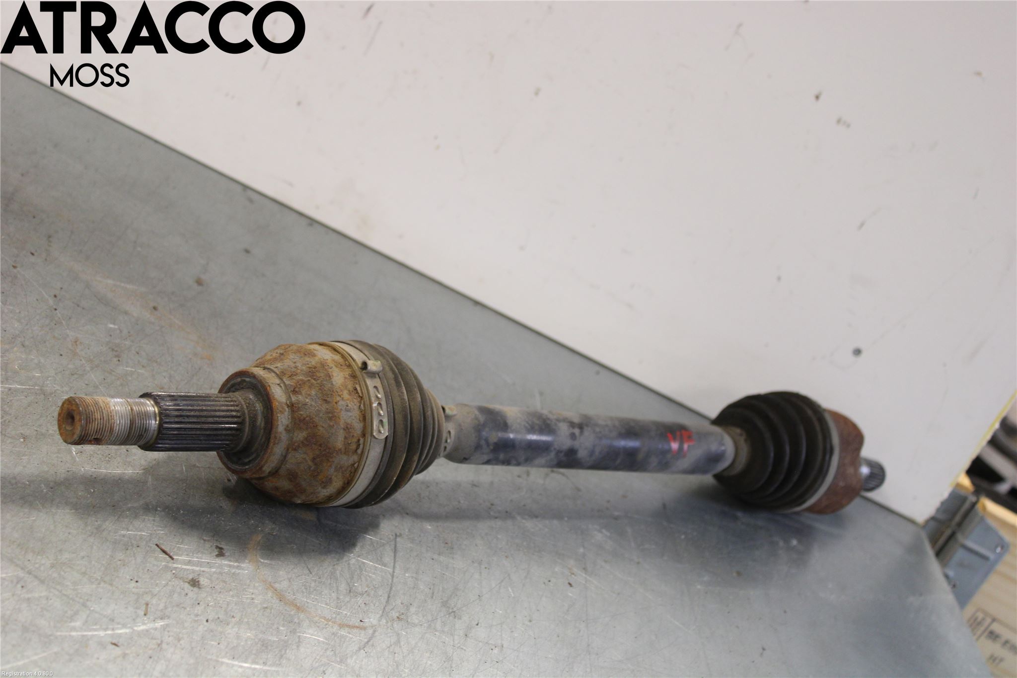 Nissan LEAF 11-17 Drivaxel Fram Vänster