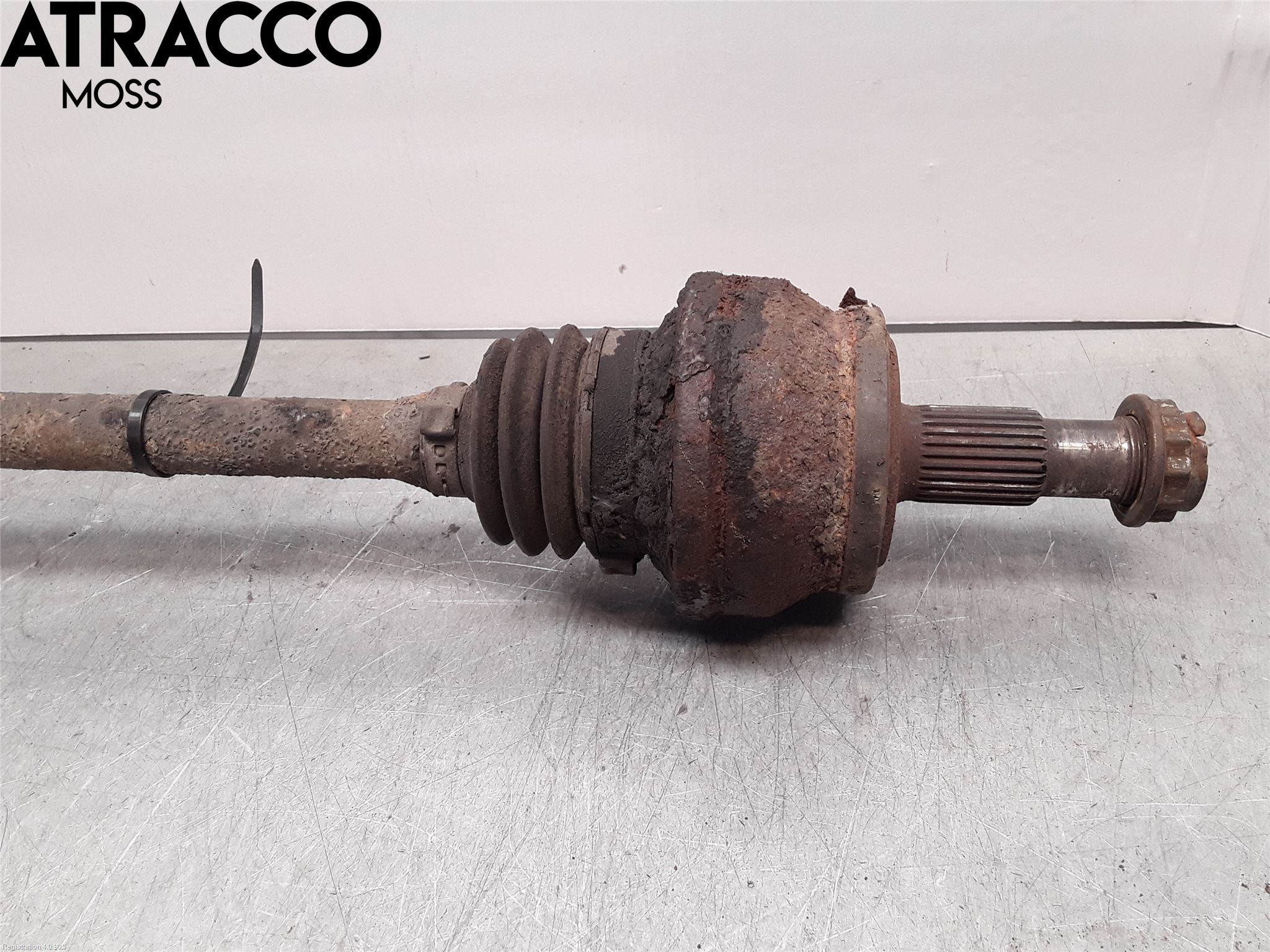 Mercedes-Benz MB E-KLASS (W211) 02-09 Drivaxel Bak Höger