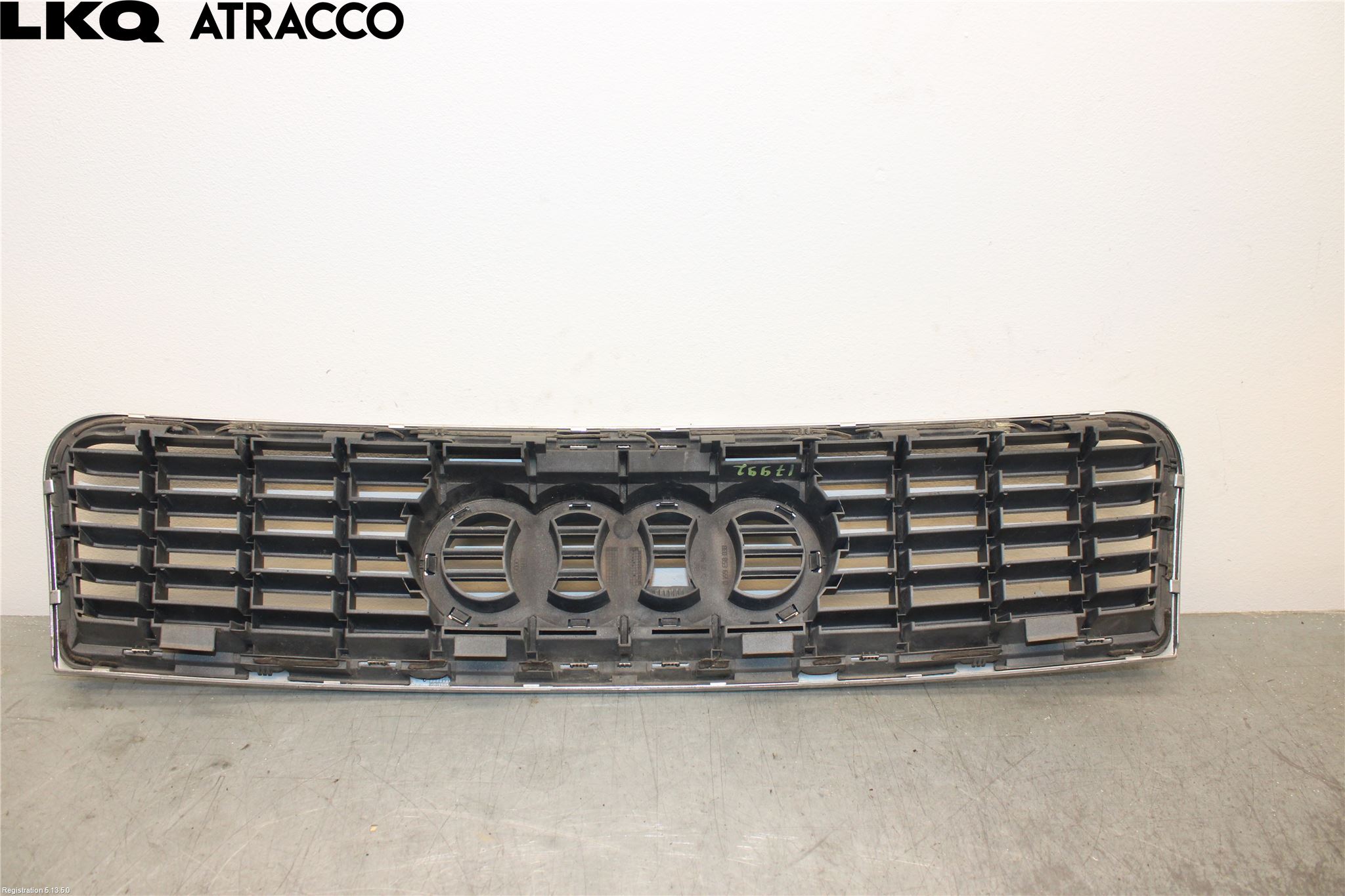 Audi A4/S4 01-05 Grill Komp