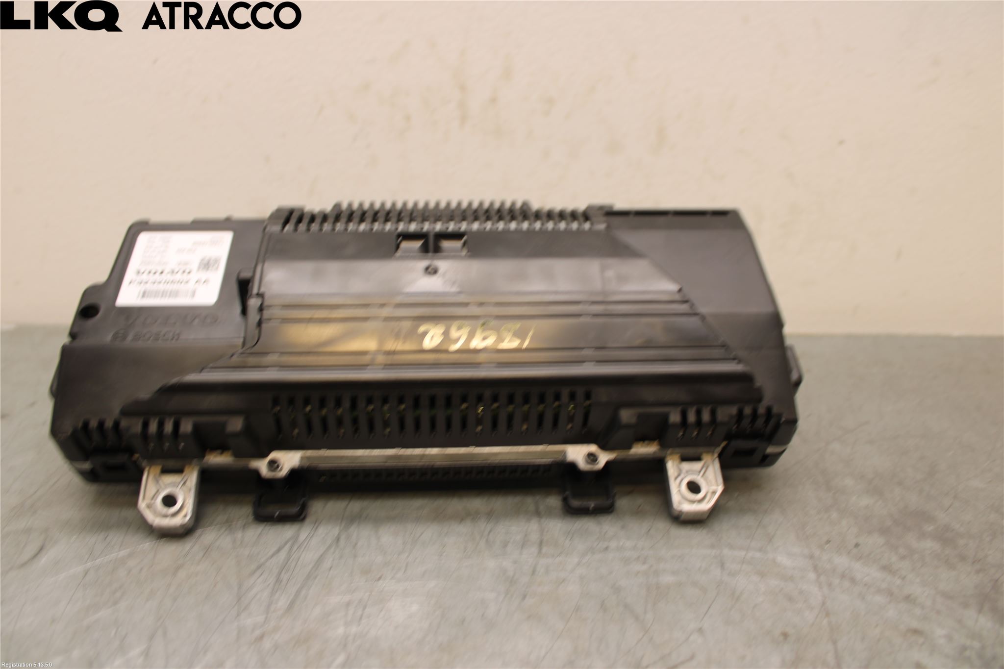 Volvo V60 19- Instrument Hast