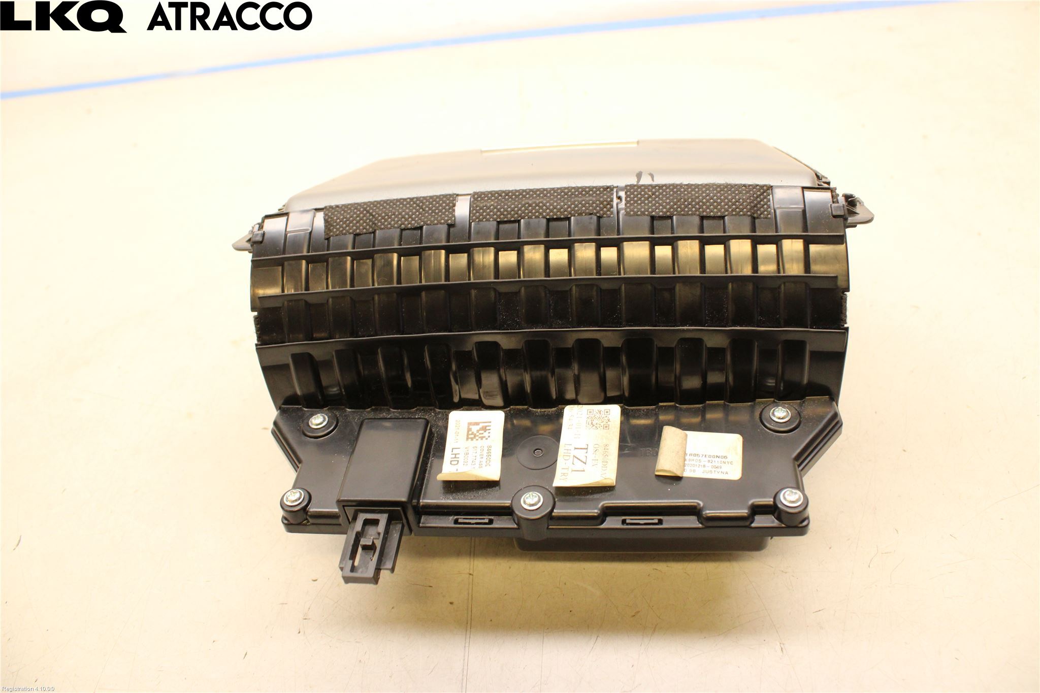 Hyundai KONA/ELECTRIC OS 18-23 Instrumentkonsoll Mitt