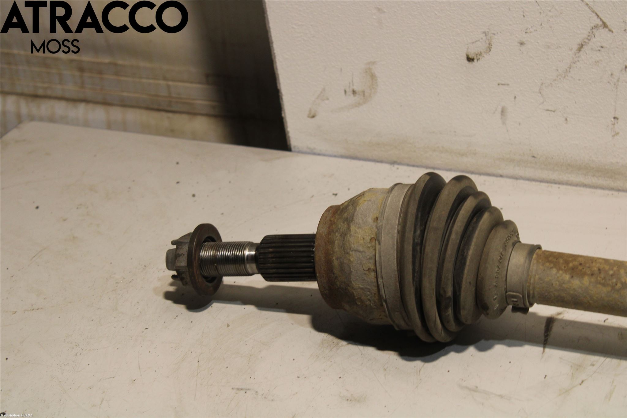 Ford FOCUS 11-14 Drivaxel Fram Höger