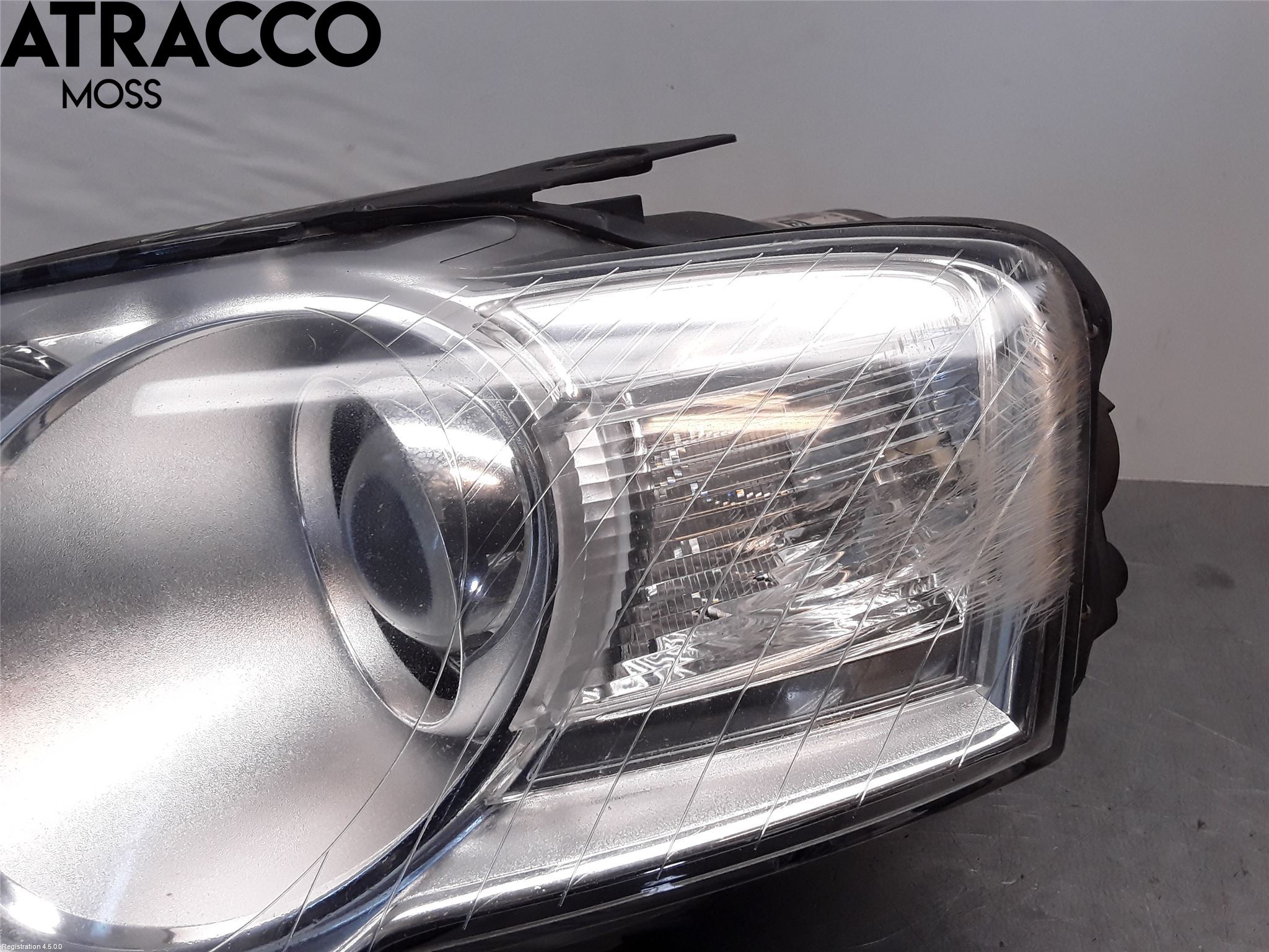 Volkswagen VW PASSAT 05-11 Strålkastare Vänster